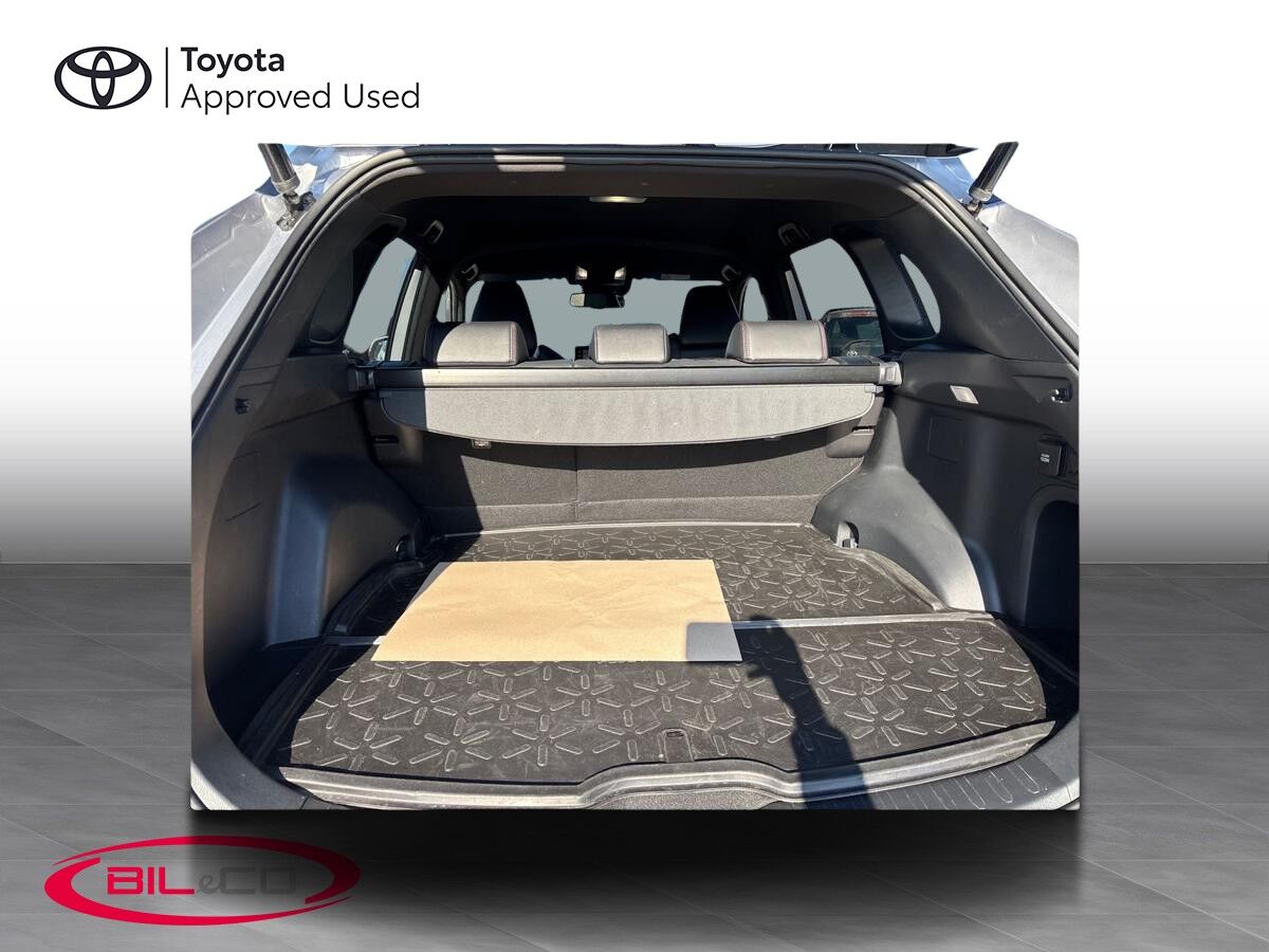 Billede af Toyota RAV4 Plug-in 2,5 Plugin-hybrid Active Business Comfort AWD 306HK 5d 6g Aut.
