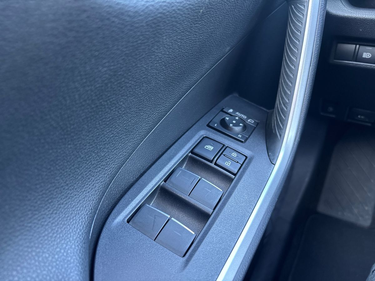 Billede af Toyota RAV4 Plug-in 2,5 Plugin-hybrid Active Business Comfort AWD 306HK 5d 6g Aut.