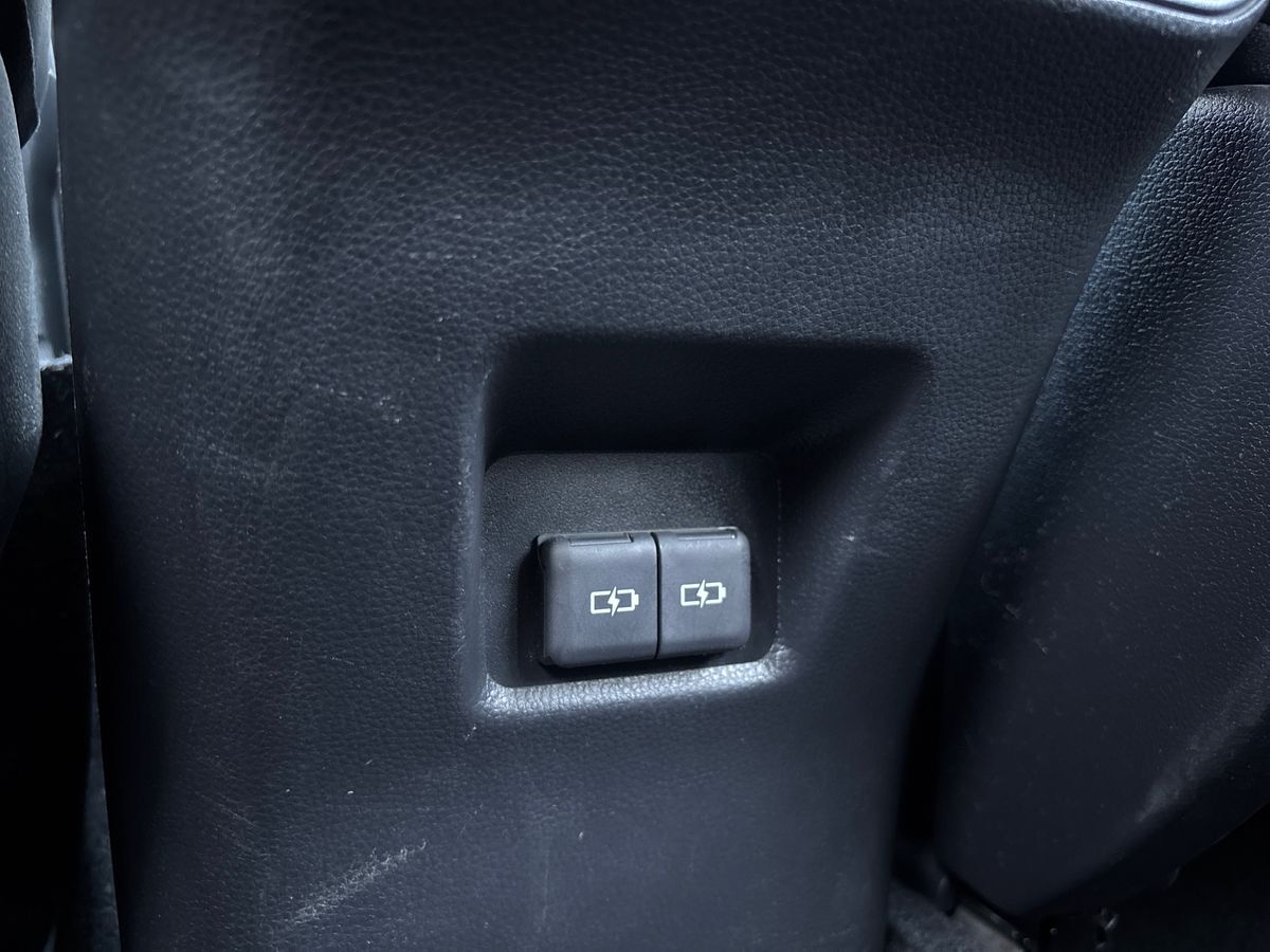 Billede af Toyota RAV4 Plug-in 2,5 Plugin-hybrid Active Business Comfort AWD 306HK 5d 6g Aut.