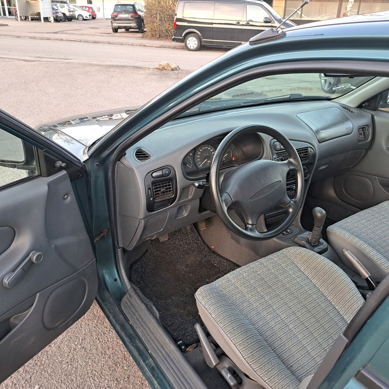 Billede af Mitsubishi Lancer 1300 1,3 GLi 75HK