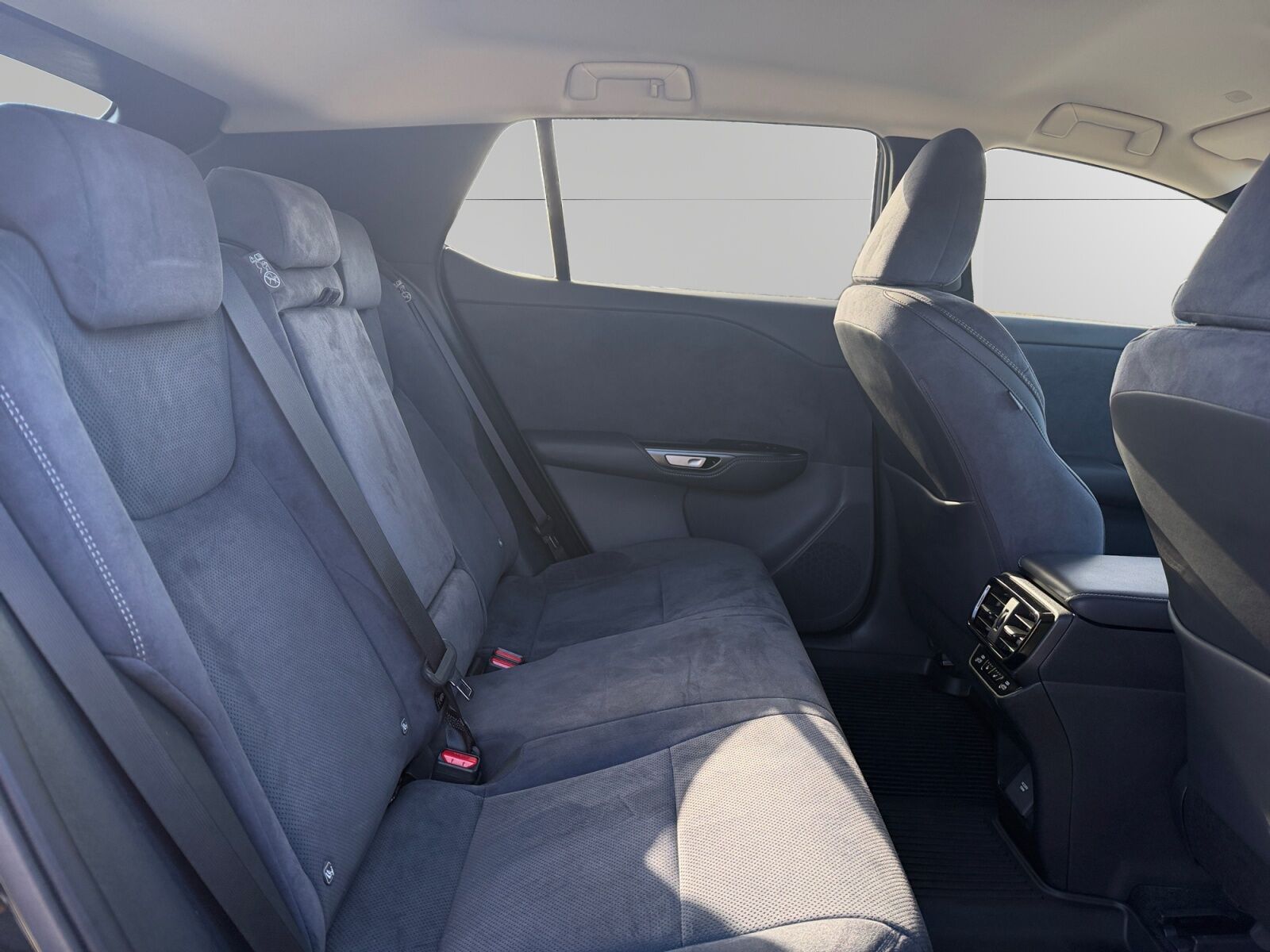 Billede af Lexus RZ 450e EL Luxury Direct4 313HK 4d Aut.