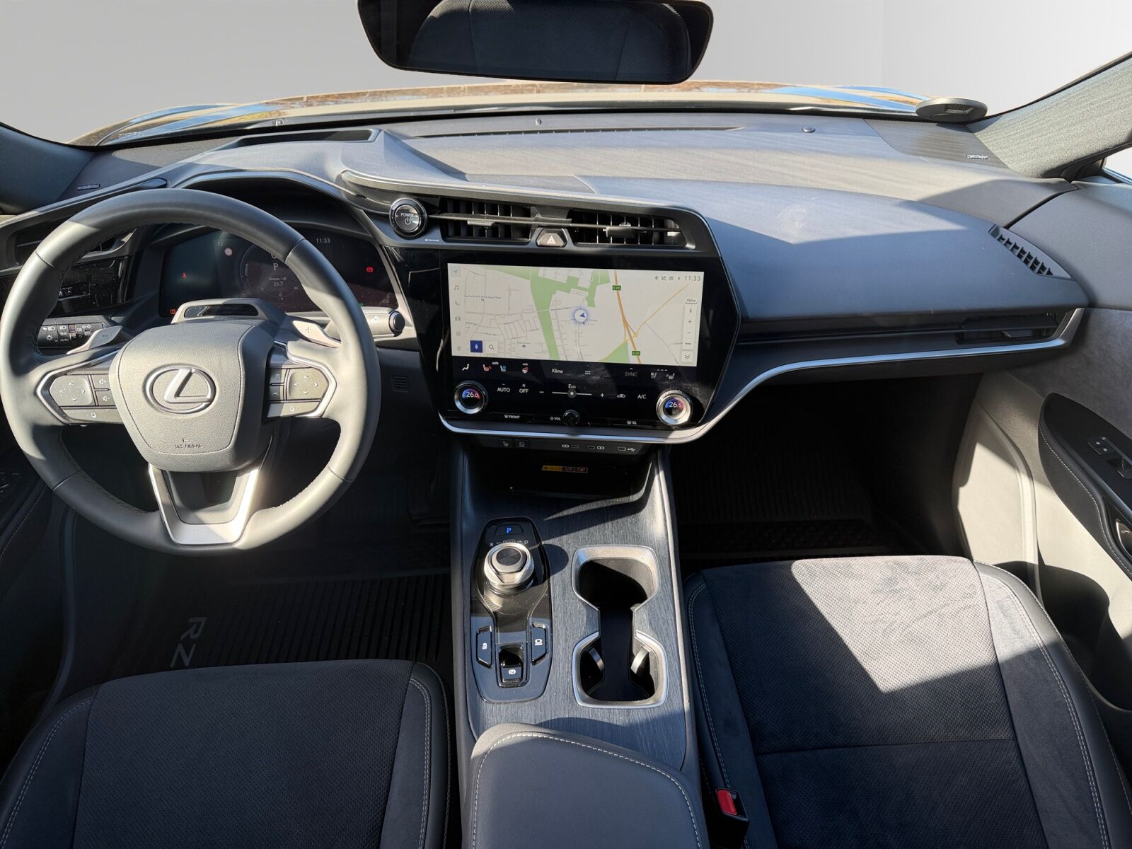 Billede af Lexus RZ 450e EL Luxury Direct4 313HK 4d Aut.