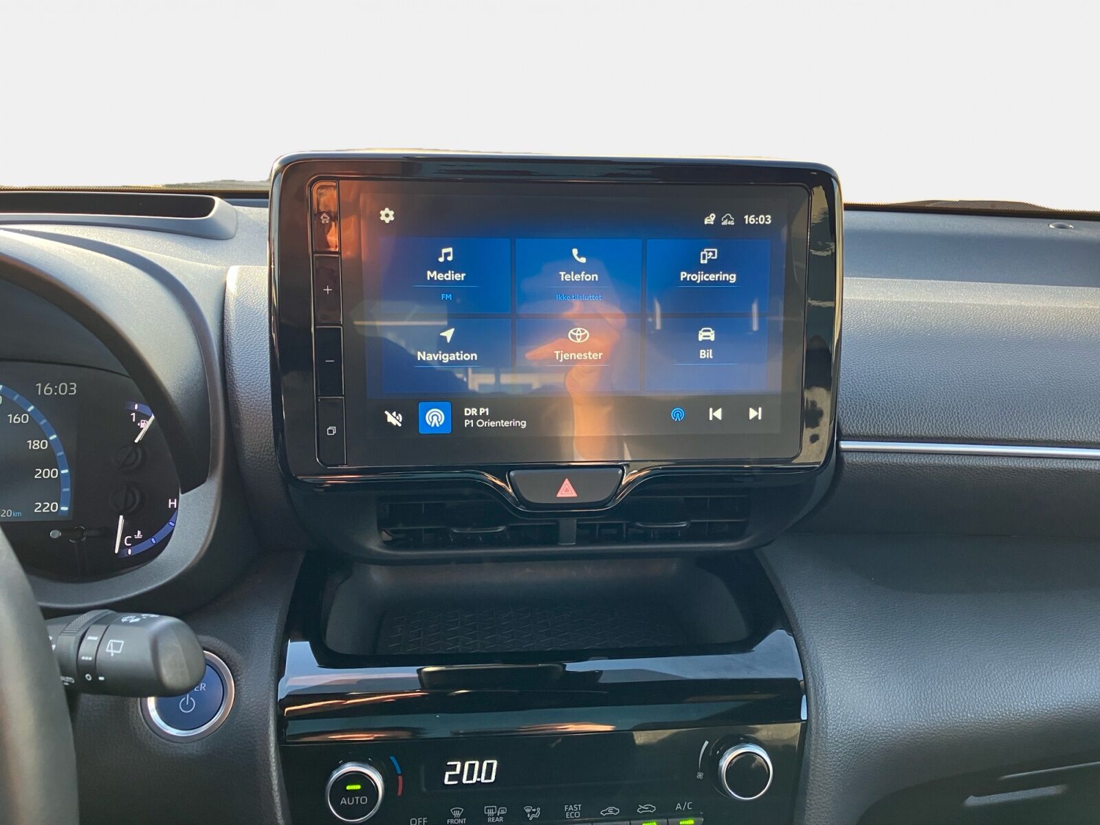 Billede af Toyota Yaris Cross 1,5 Hybrid Style 116HK 5d Trinl. Gear