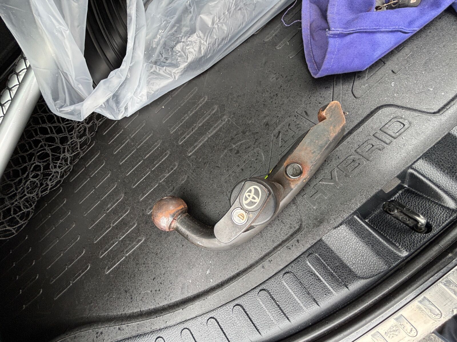 Billede af Toyota RAV4 2,5 Hybrid H3 Selected 4x4 197HK 5d 6g Aut.