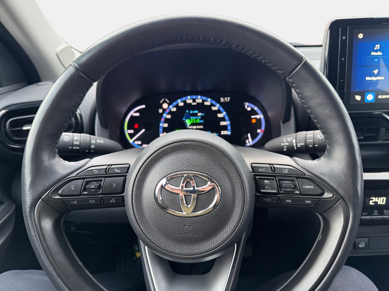 Billede af Toyota Yaris Cross 1,5 Hybrid Active Technology Plus 116HK 5d Trinl. Gear