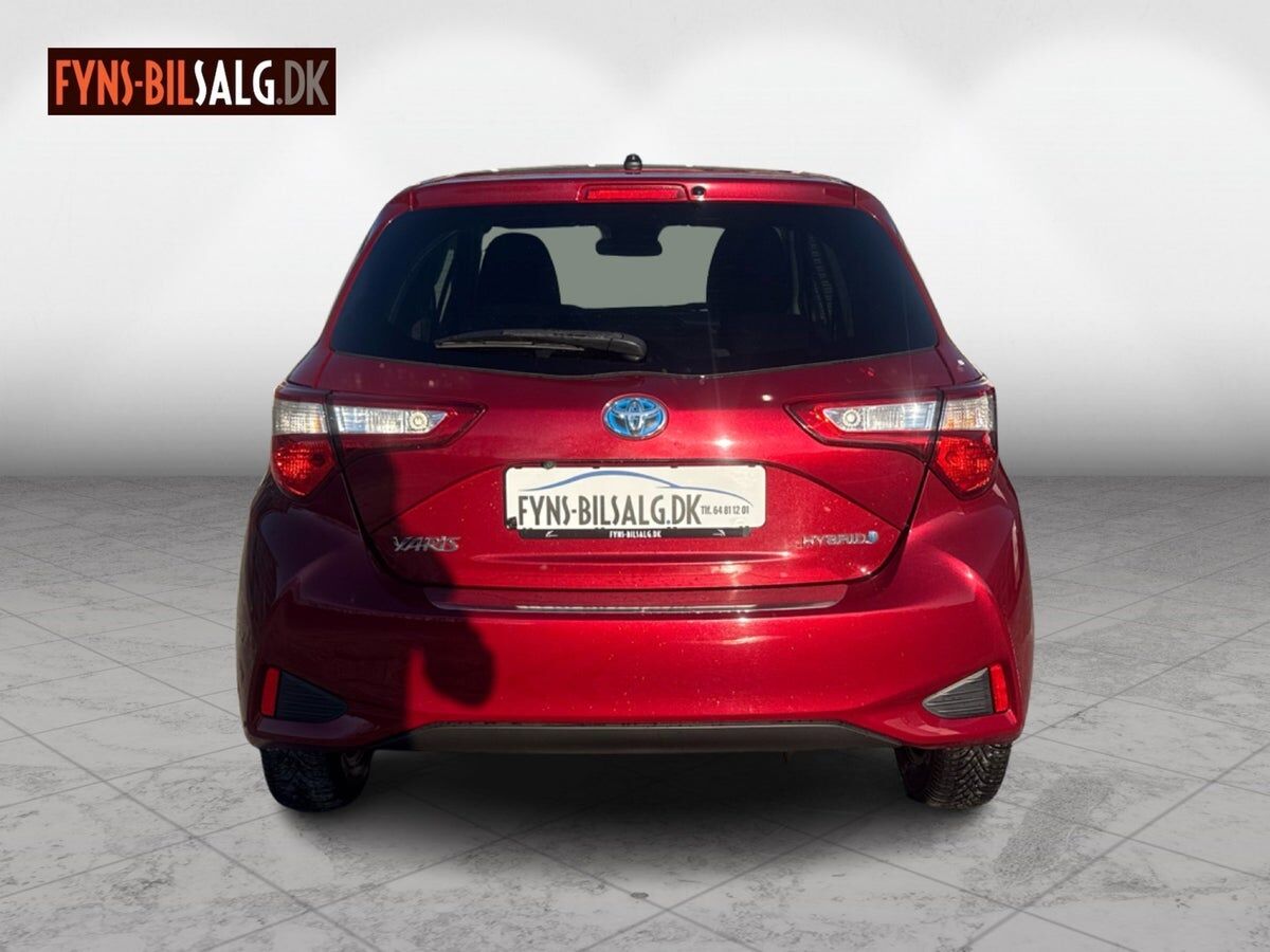 Billede af Toyota Yaris 1,5 Hybrid H2 Premium E-CVT 100HK 5d Trinl. Gear