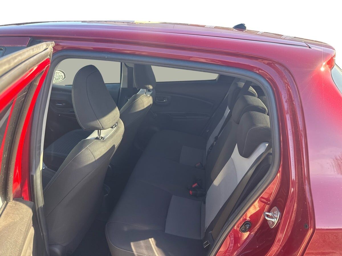 Billede af Toyota Yaris 1,5 Hybrid H2 Premium E-CVT 100HK 5d Trinl. Gear