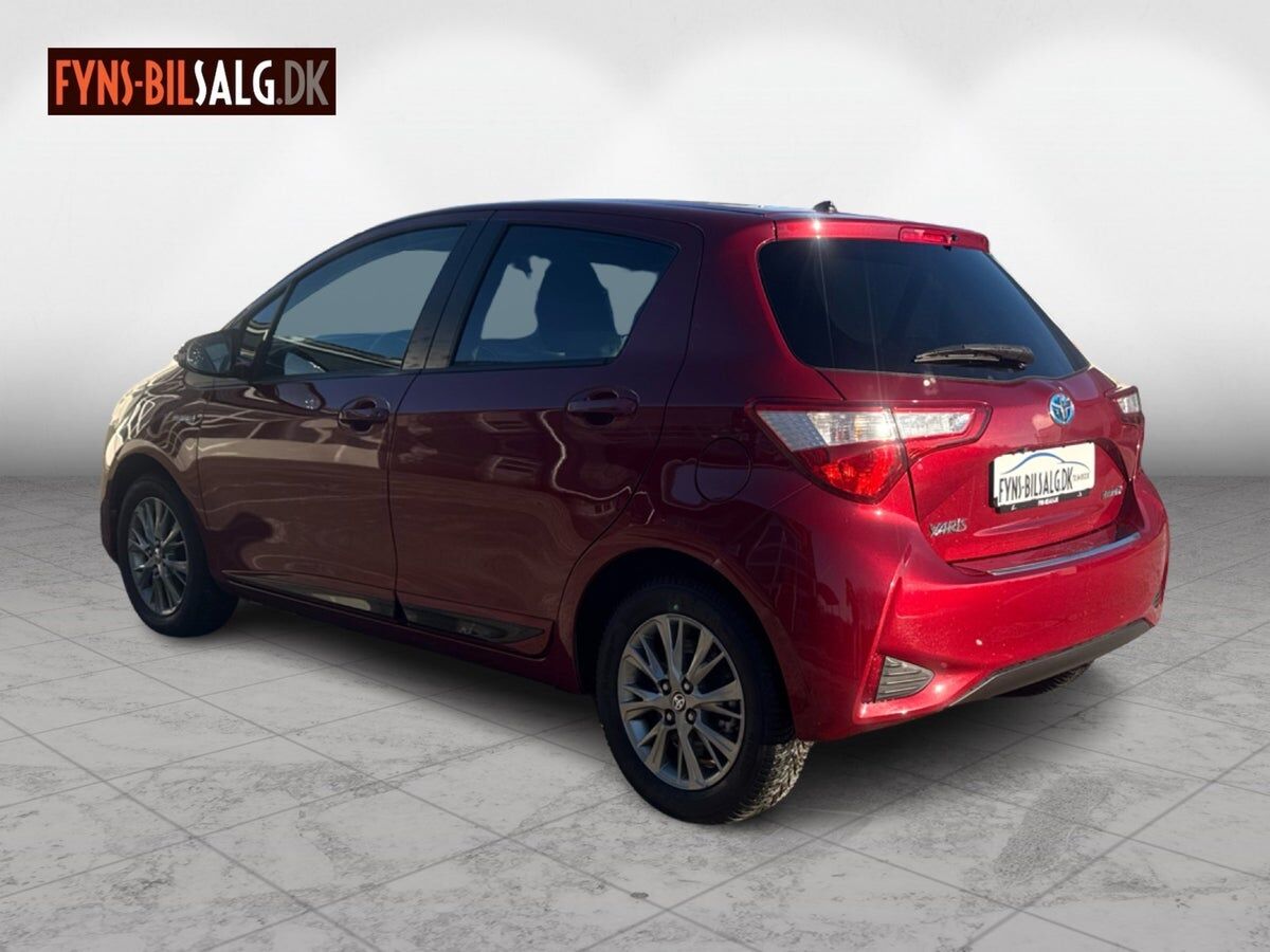 Billede af Toyota Yaris 1,5 Hybrid H2 Premium E-CVT 100HK 5d Trinl. Gear