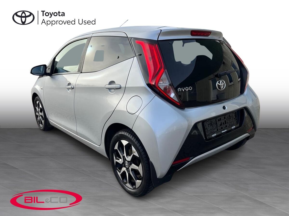 Billede af Toyota Aygo 1,0 VVT-I X-plore DAB+ 72HK 5d