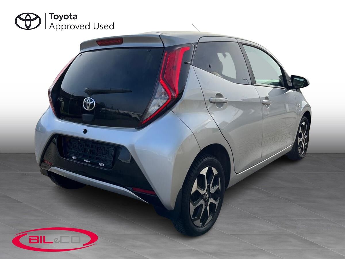 Billede af Toyota Aygo 1,0 VVT-I X-plore DAB+ 72HK 5d
