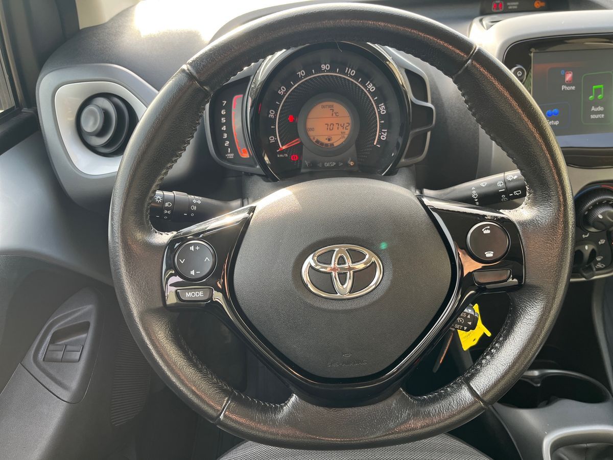 Billede af Toyota Aygo 1,0 VVT-I X-plore DAB+ 72HK 5d