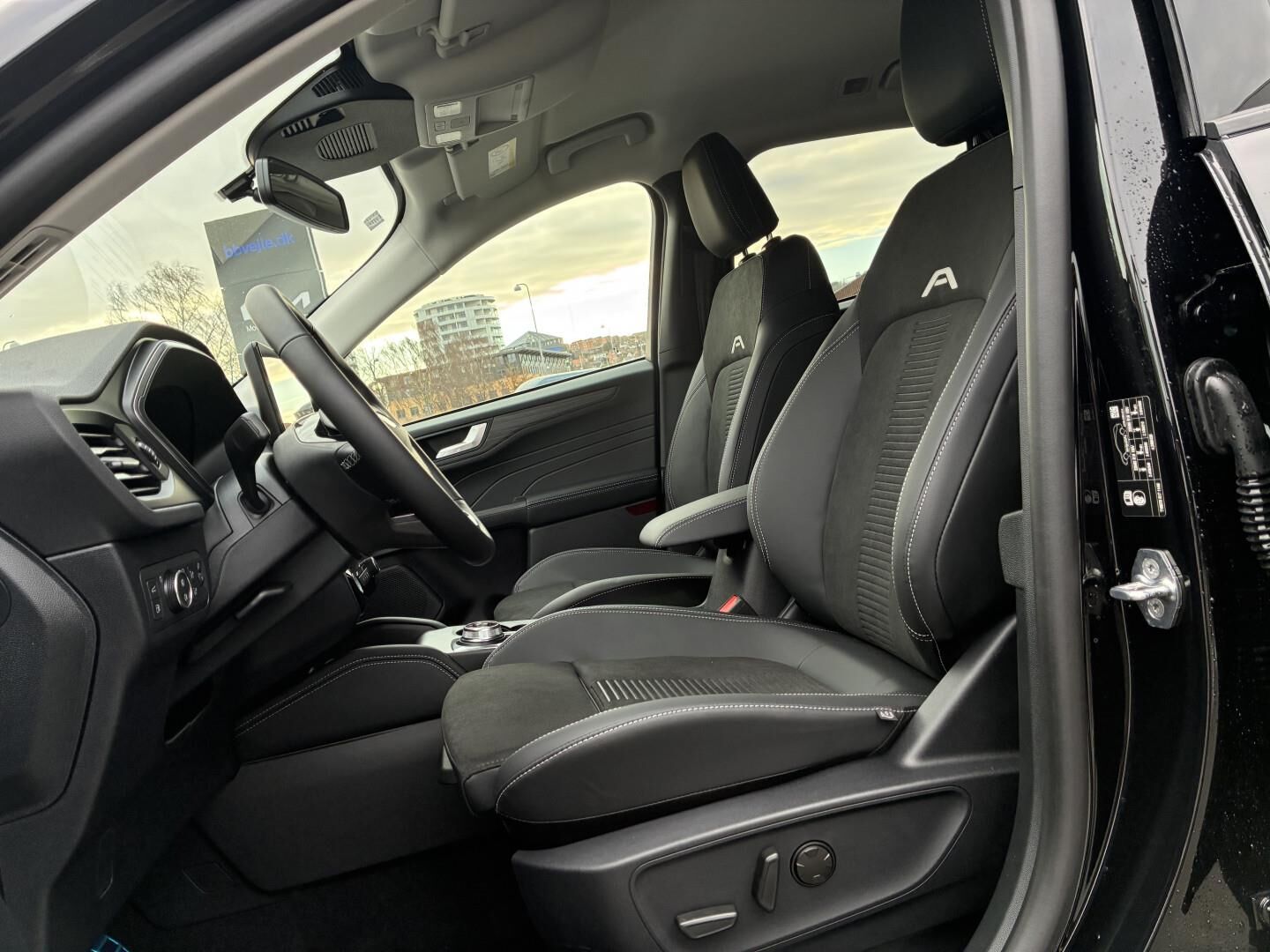 Billede af Ford Kuga 2,5 Plugin-hybrid Active X CVT 243HK 5d Aut.