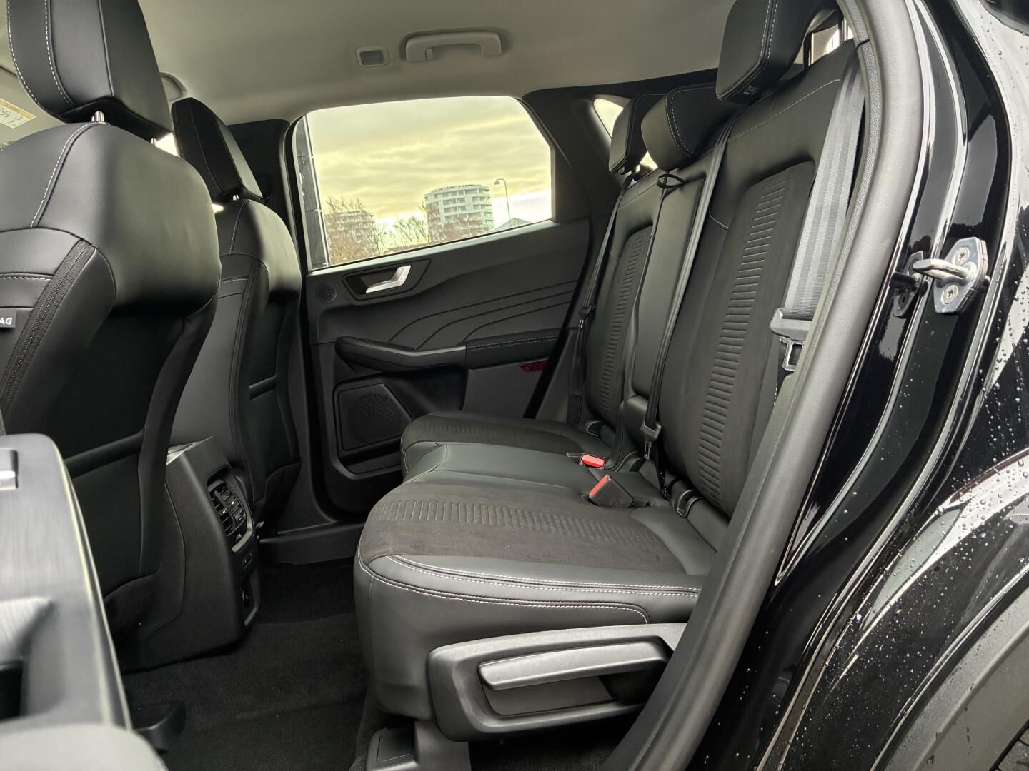 Billede af Ford Kuga 2,5 Plugin-hybrid Active X CVT 243HK 5d Aut.