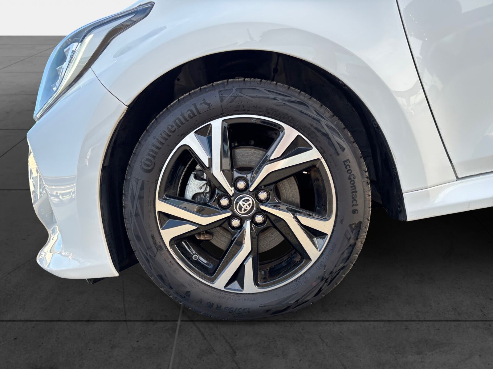 Billede af Toyota Yaris 1,5 Hybrid Style Comfort 116HK 5d Aut.