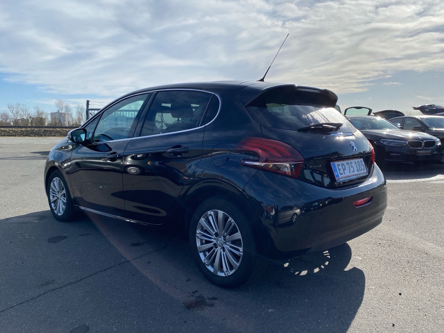 Billede af Peugeot 208 1,6 BlueHDi Desire Sky 100HK 5d