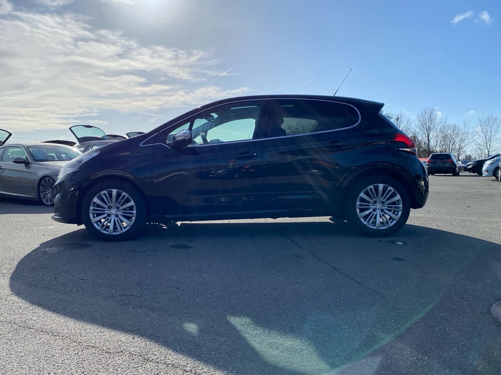 Billede af Peugeot 208 1,6 BlueHDi Desire Sky 100HK 5d