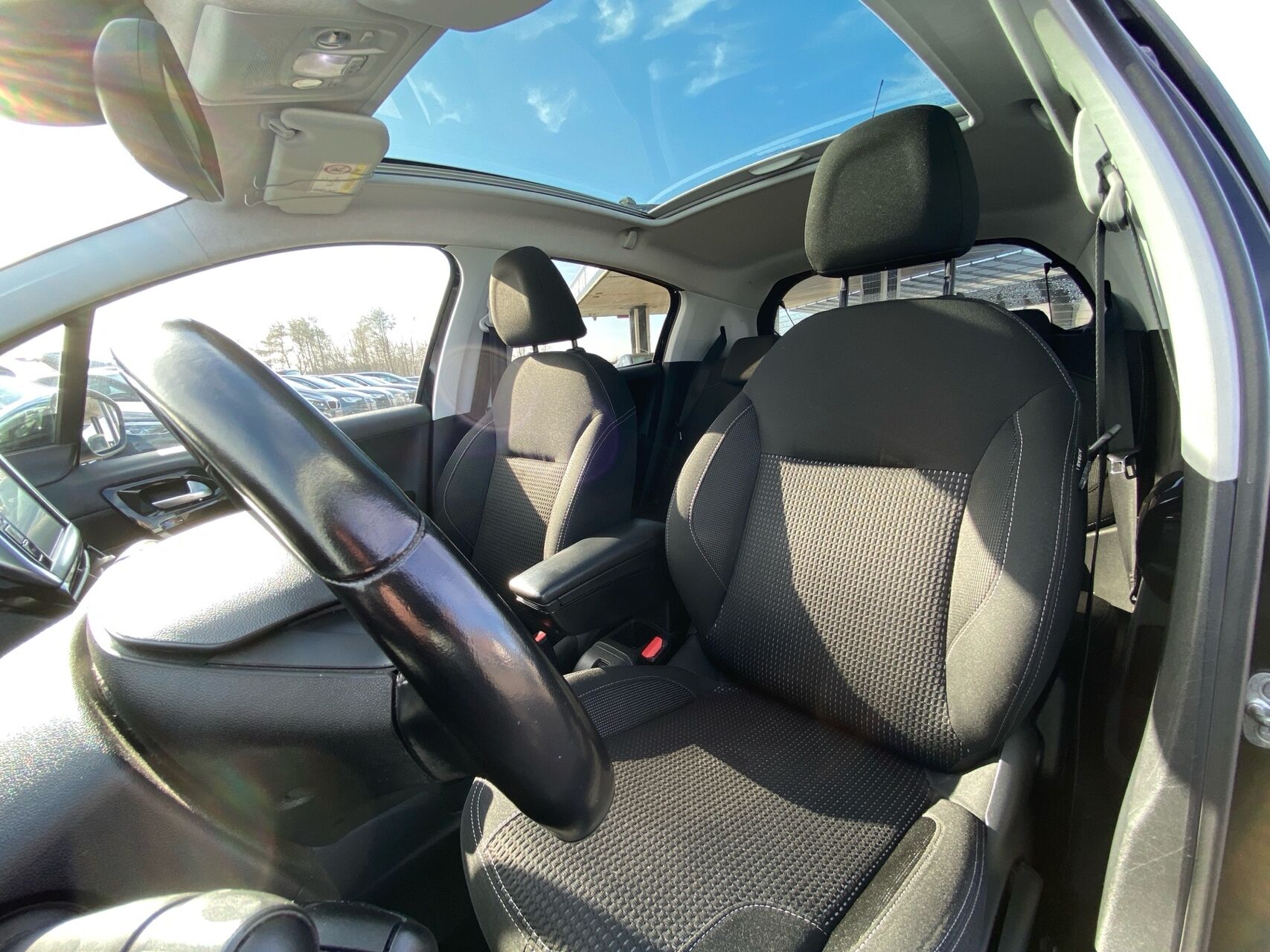 Billede af Peugeot 208 1,6 BlueHDi Desire Sky 100HK 5d