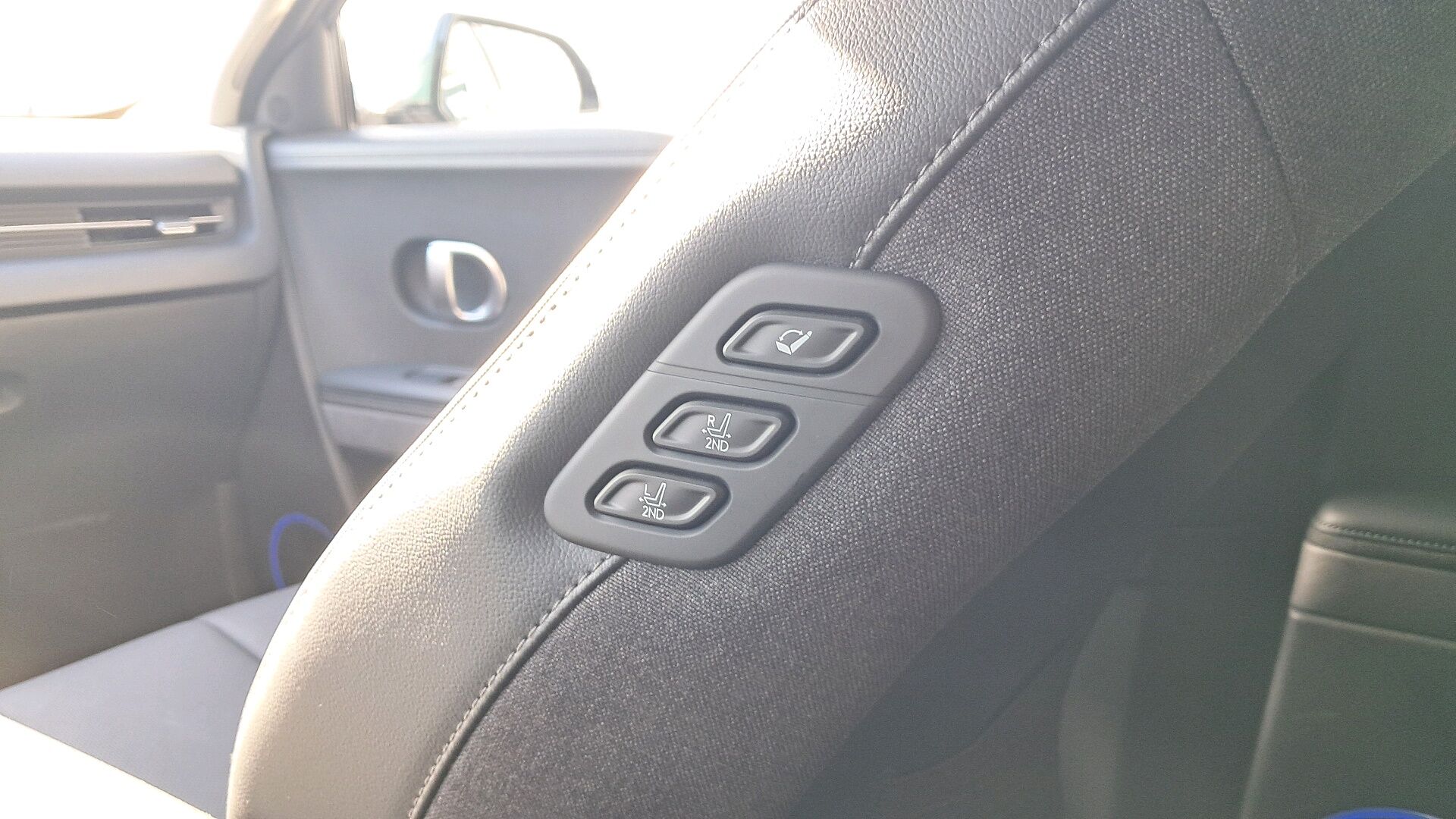 Billede af Hyundai Ioniq 5 Electric 72,6 kWh Ultimate 4WD 306HK 5d Aut.