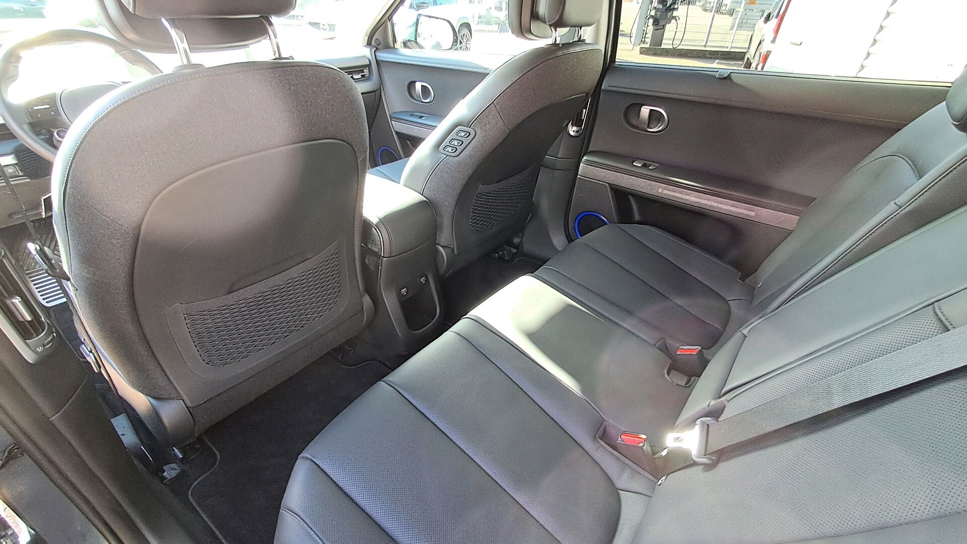 Billede af Hyundai Ioniq 5 Electric 72,6 kWh Ultimate 4WD 306HK 5d Aut.