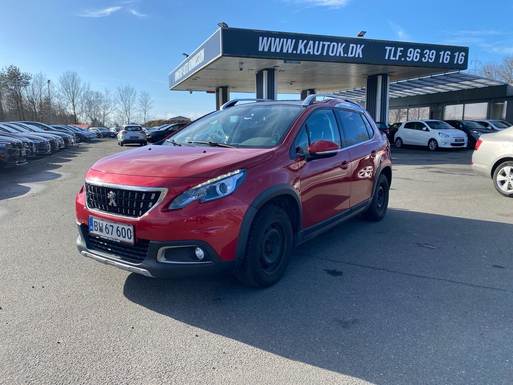 Billede af Peugeot 2008 1,6 BlueHDi Allure Sky 100HK