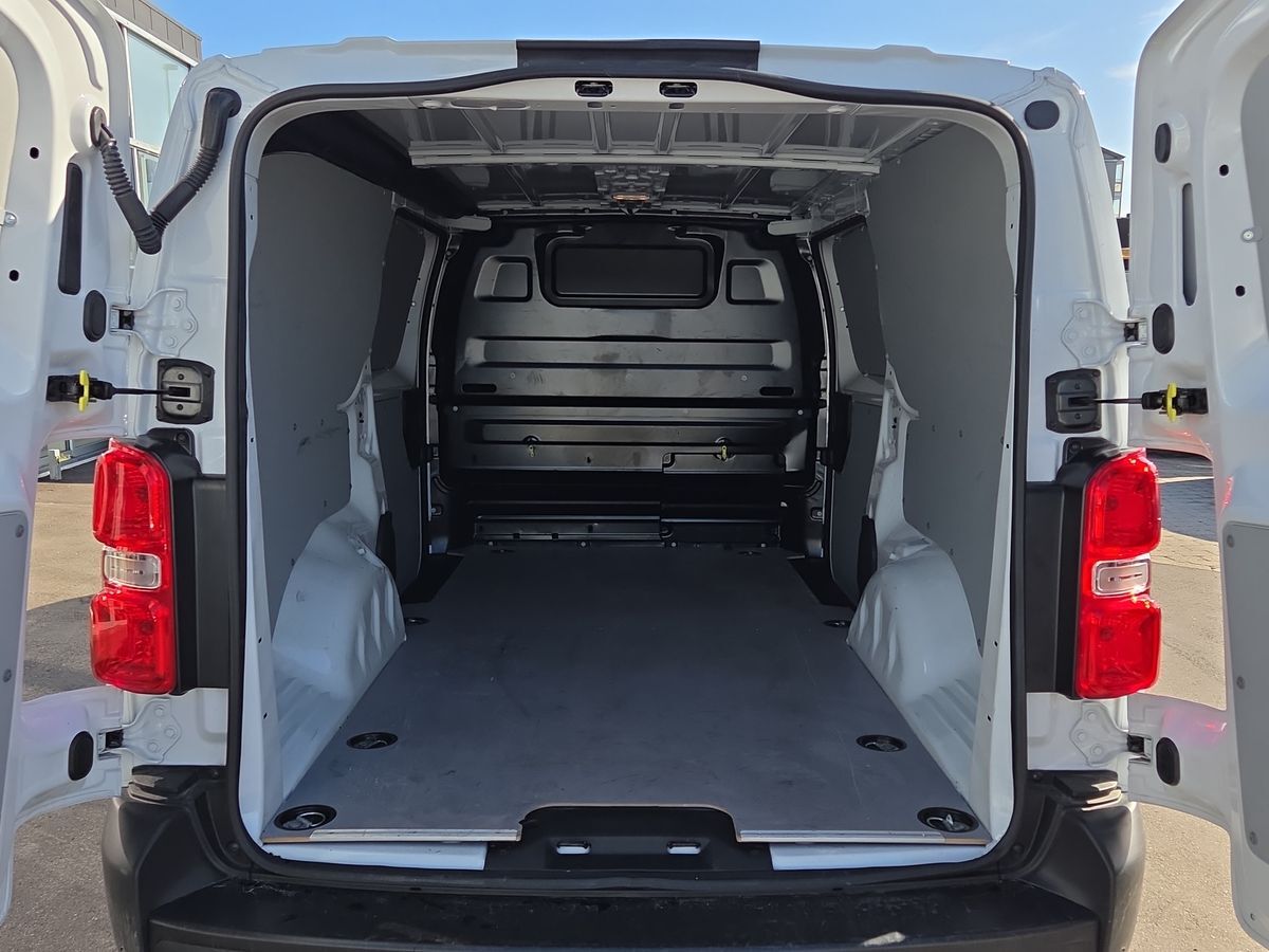 Billede af Citroën Jumpy L3 2,0 Blue HDi Masterline EAT8 145HK Van 8g Aut.