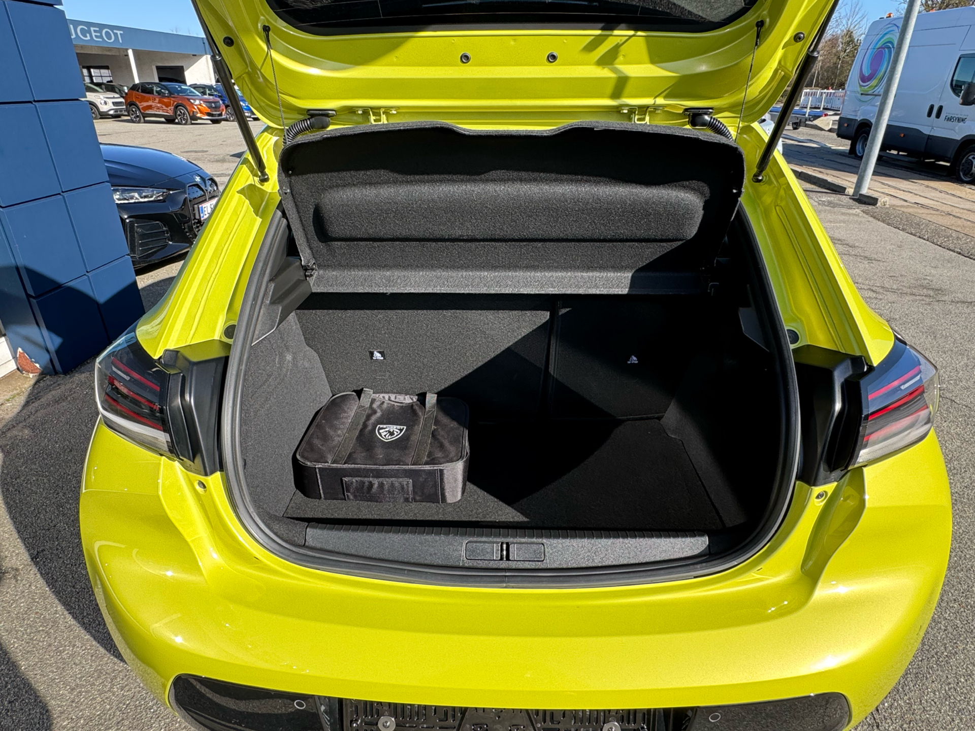 Billede af Peugeot e-208 EL Allure 136HK 5d Aut.