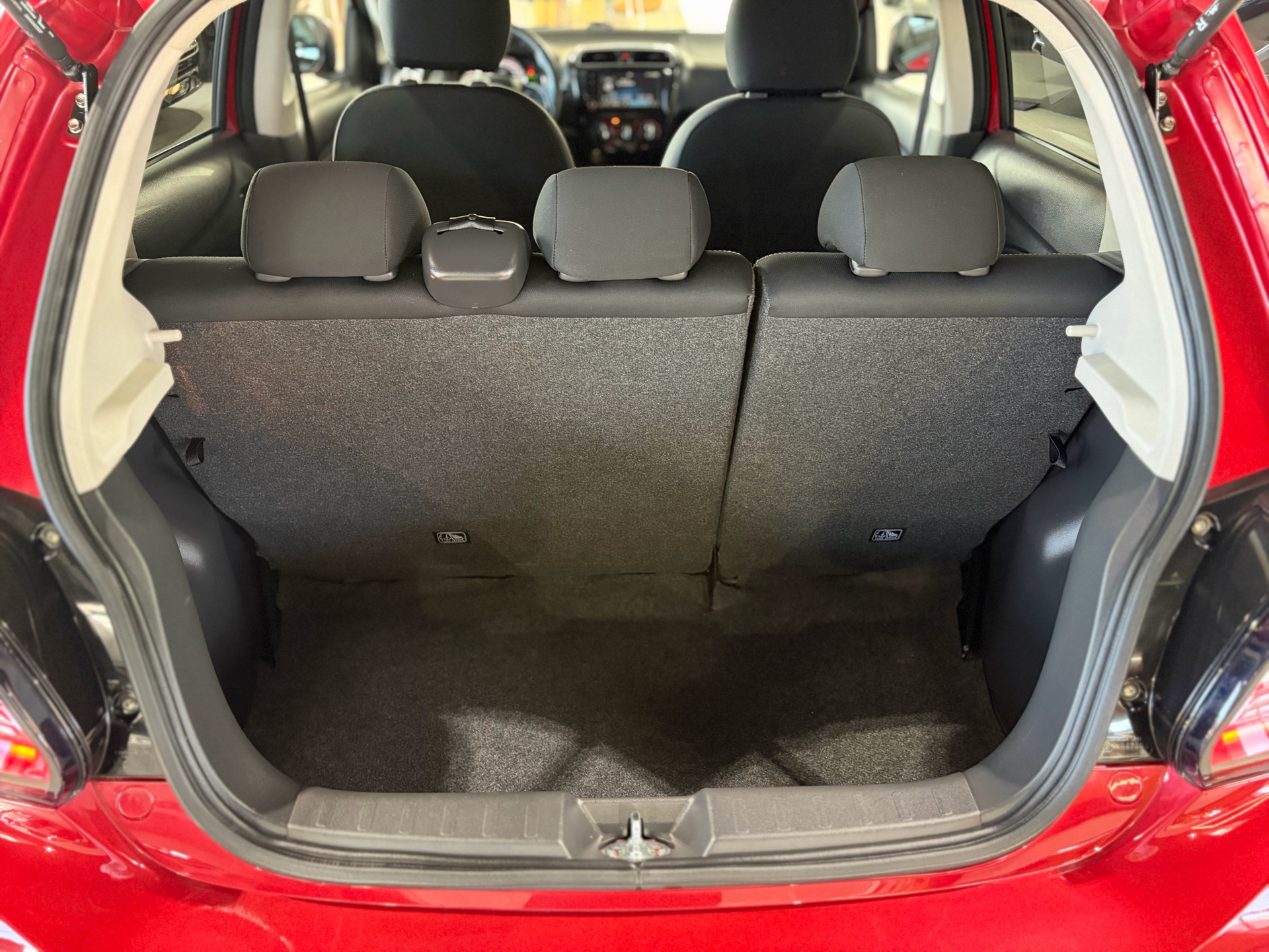 Billede af Mitsubishi Space Star 1,2 Cosmic AS&G CVT 71HK 5d Aut.