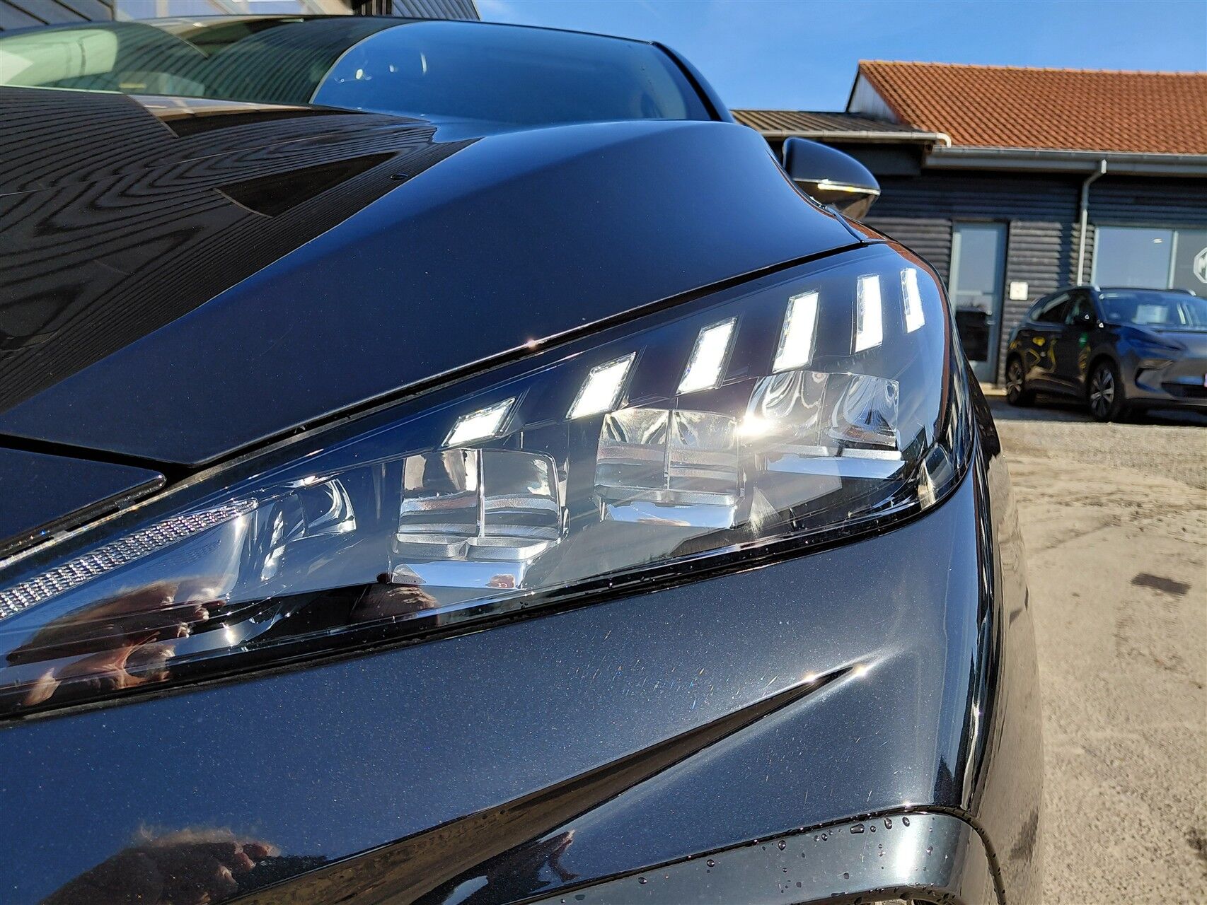 Billede af MG MG4 Electric EL Luxury Long Range 204HK 5d Aut.