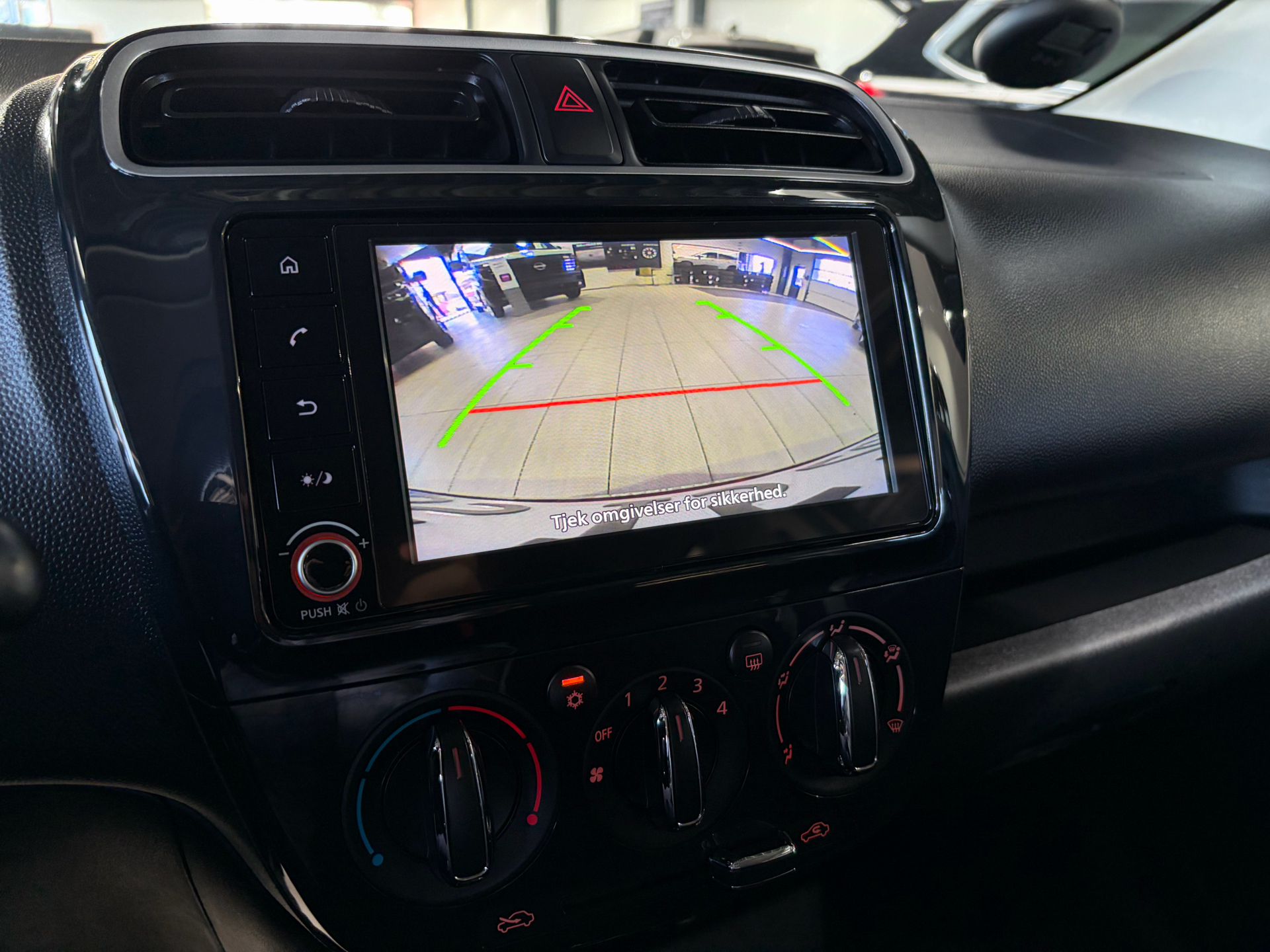 Billede af Mitsubishi Space Star 1,2 Cosmic AS&G 71HK 5d