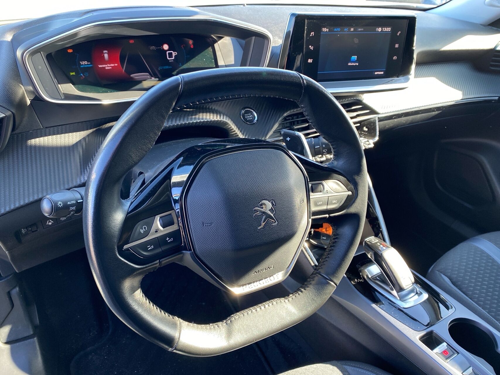 Billede af Peugeot 2008 1,5 BlueHDi Allure Pack EAT8 130HK 5d 8g Aut.