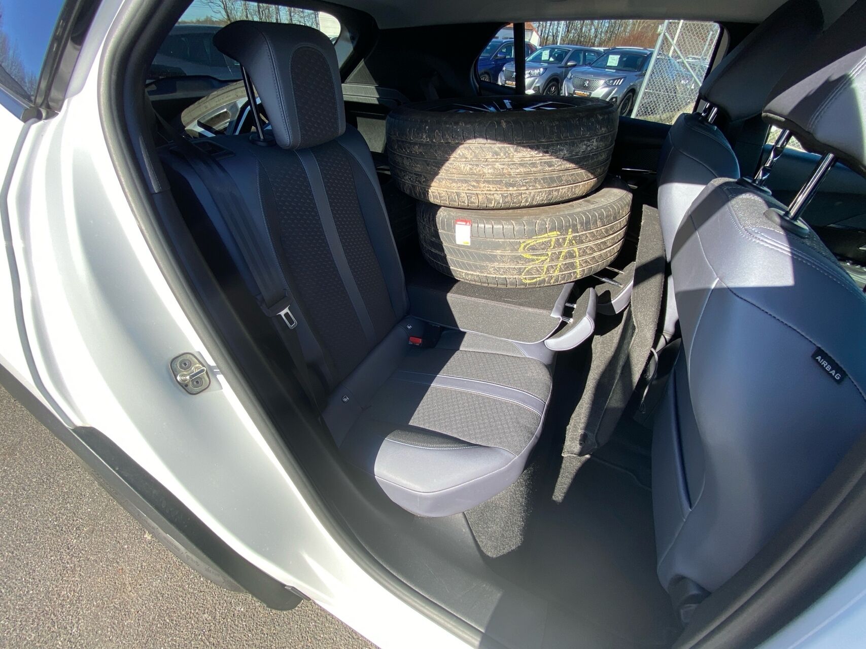 Billede af Peugeot 2008 1,5 BlueHDi Allure Pack EAT8 130HK 5d 8g Aut.