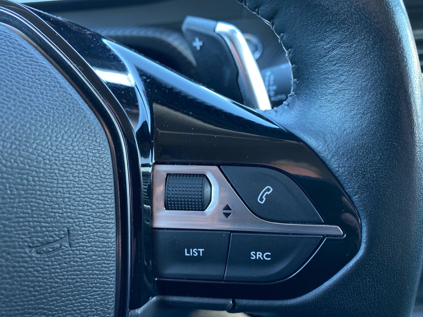 Billede af Peugeot 2008 1,5 BlueHDi Allure Pack EAT8 130HK 5d 8g Aut.