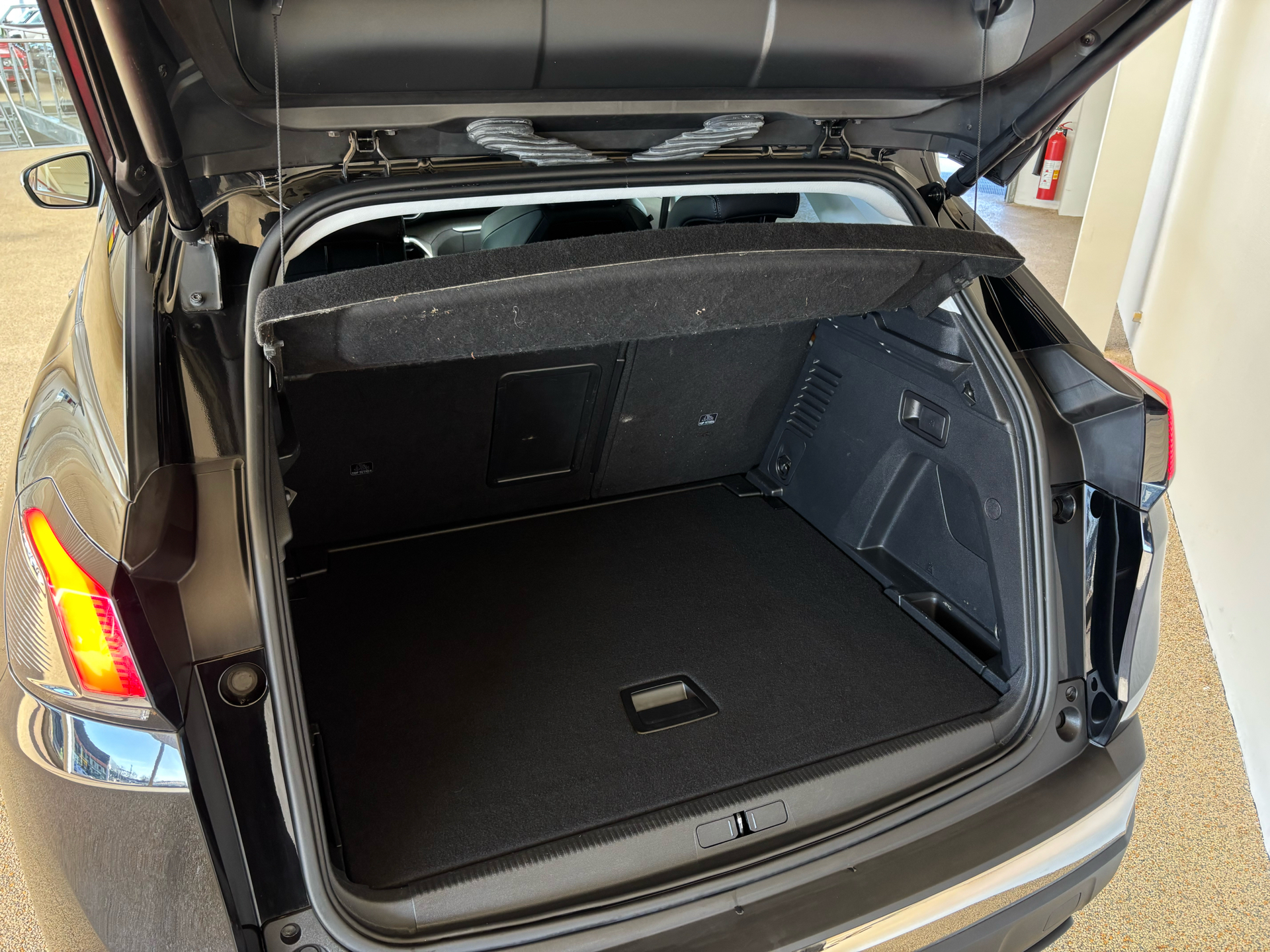 Billede af Peugeot 3008 1,5 BlueHDi Allure LTD EAT8 130HK 5d 8g Aut.