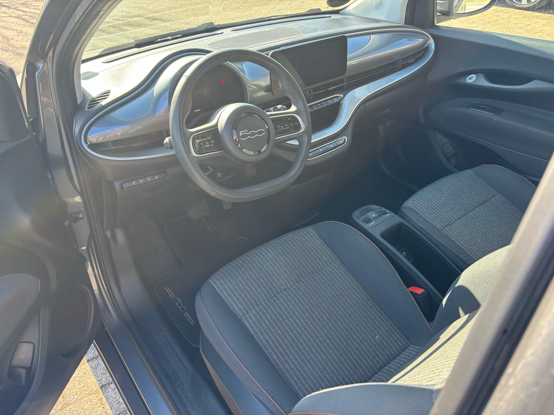 Billede af Fiat 500e 3+1 EL Icon 118HK 4d Aut.