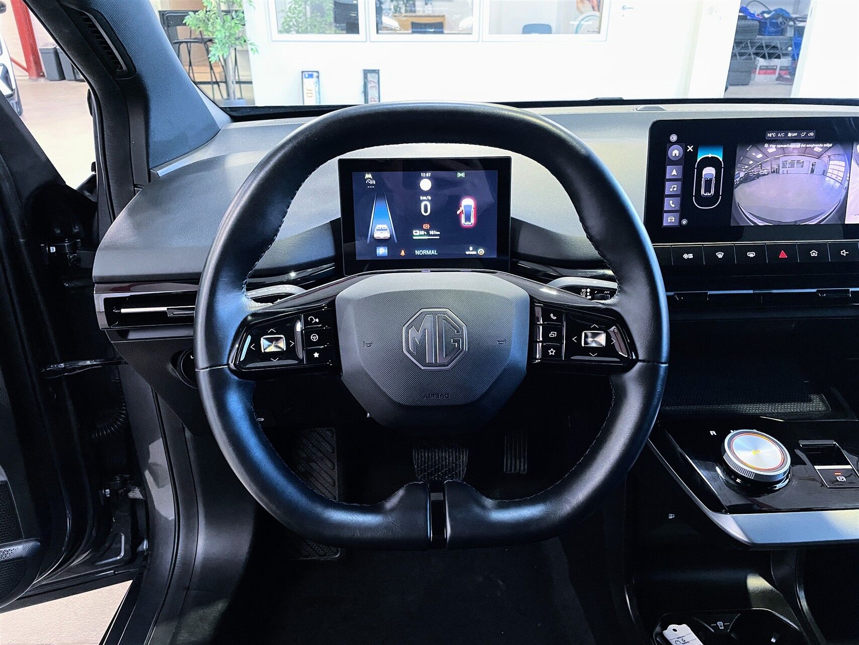 Billede af MG MG4 Electric EL Luxury Long Range 204HK 5d Aut.