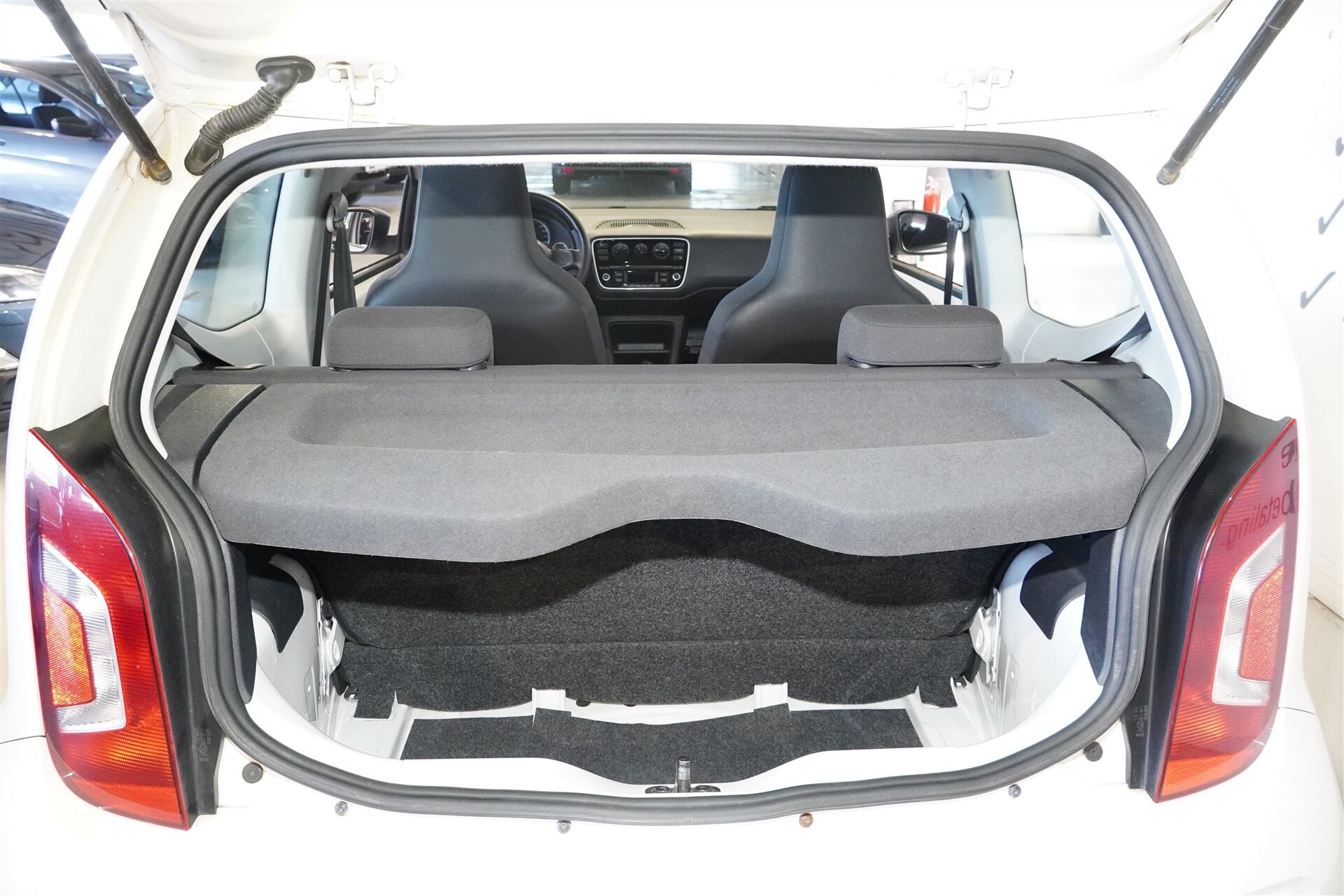 Billede af VW up 1,0 Bluemotion Take 60HK 3d