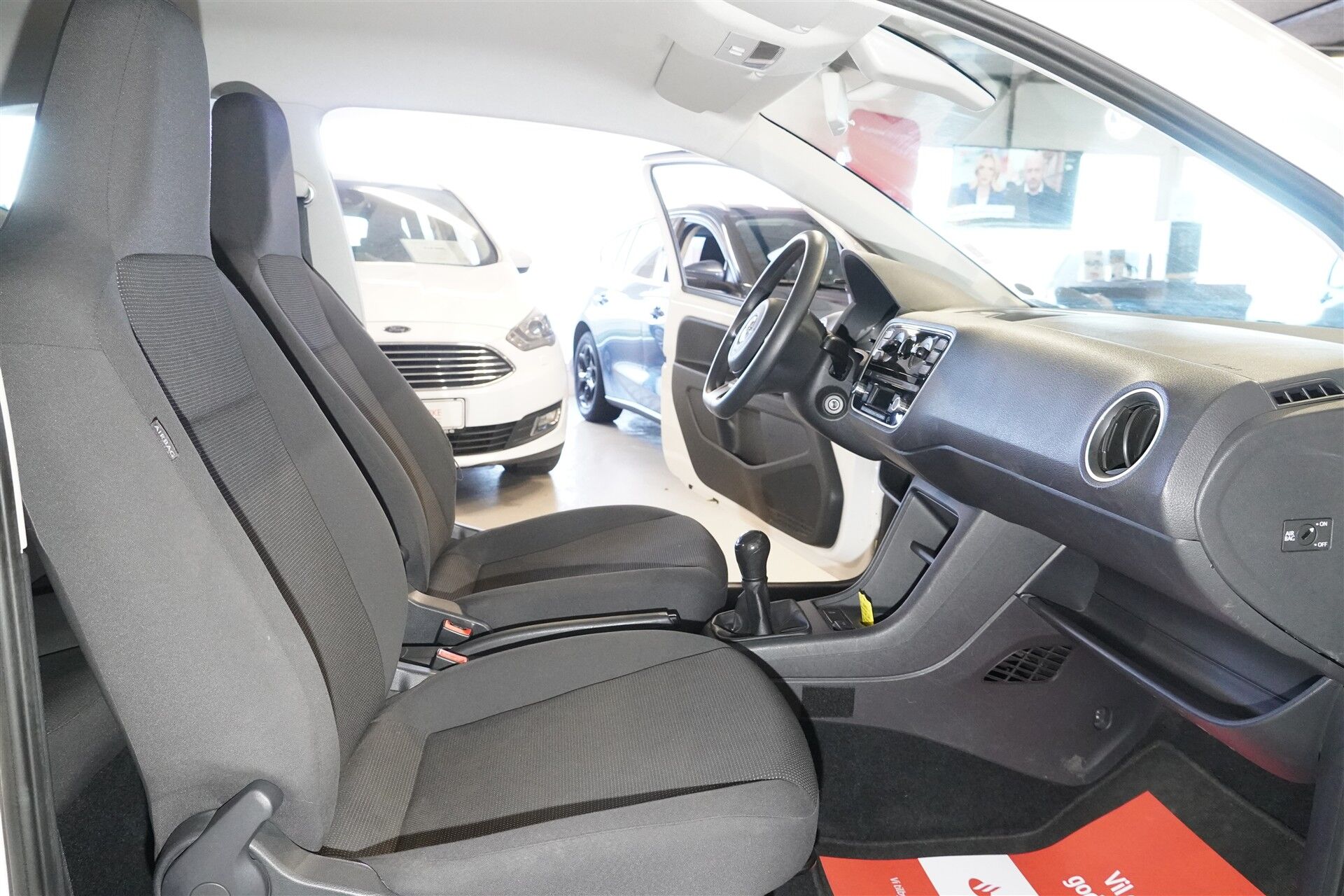 Billede af VW up 1,0 Bluemotion Take 60HK 3d