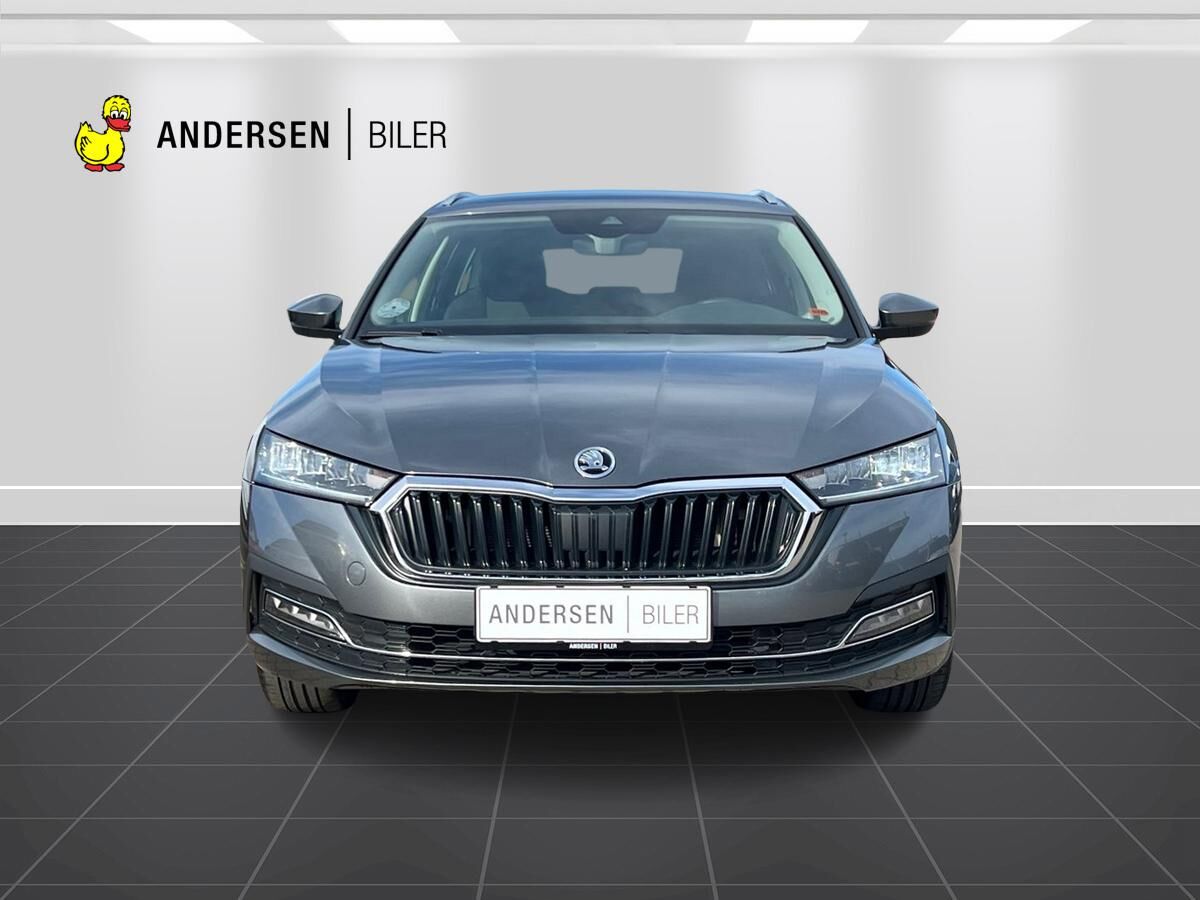 Billede af Skoda Octavia Combi 1,5 eTSI  Mild hybrid Style DSG 150HK Stc 7g Aut.
