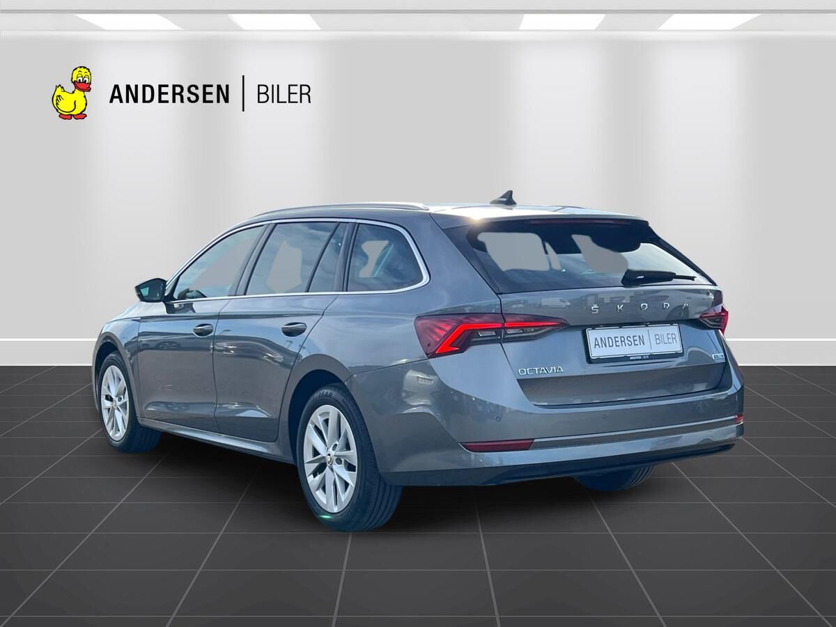 Billede af Skoda Octavia Combi 1,5 eTSI  Mild hybrid Style DSG 150HK Stc 7g Aut.