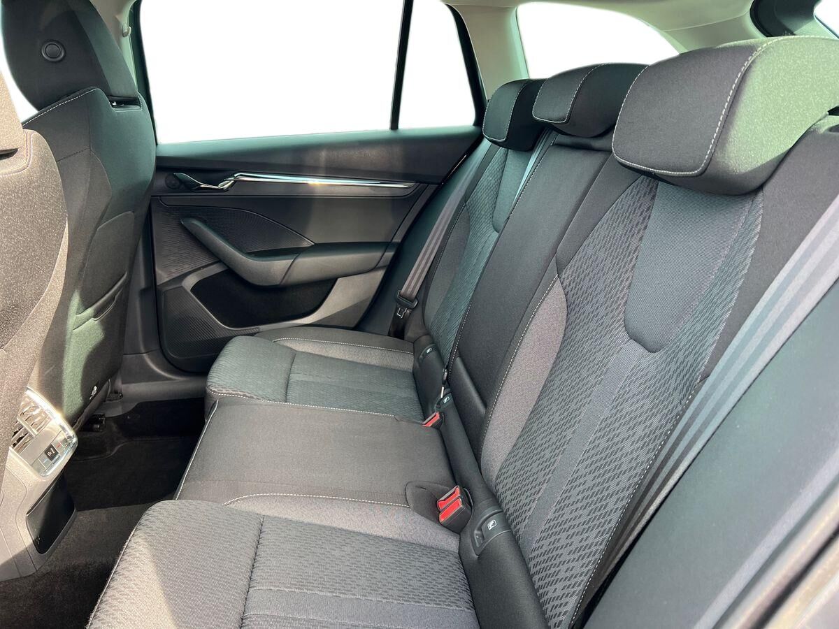 Billede af Skoda Octavia Combi 1,5 eTSI  Mild hybrid Style DSG 150HK Stc 7g Aut.