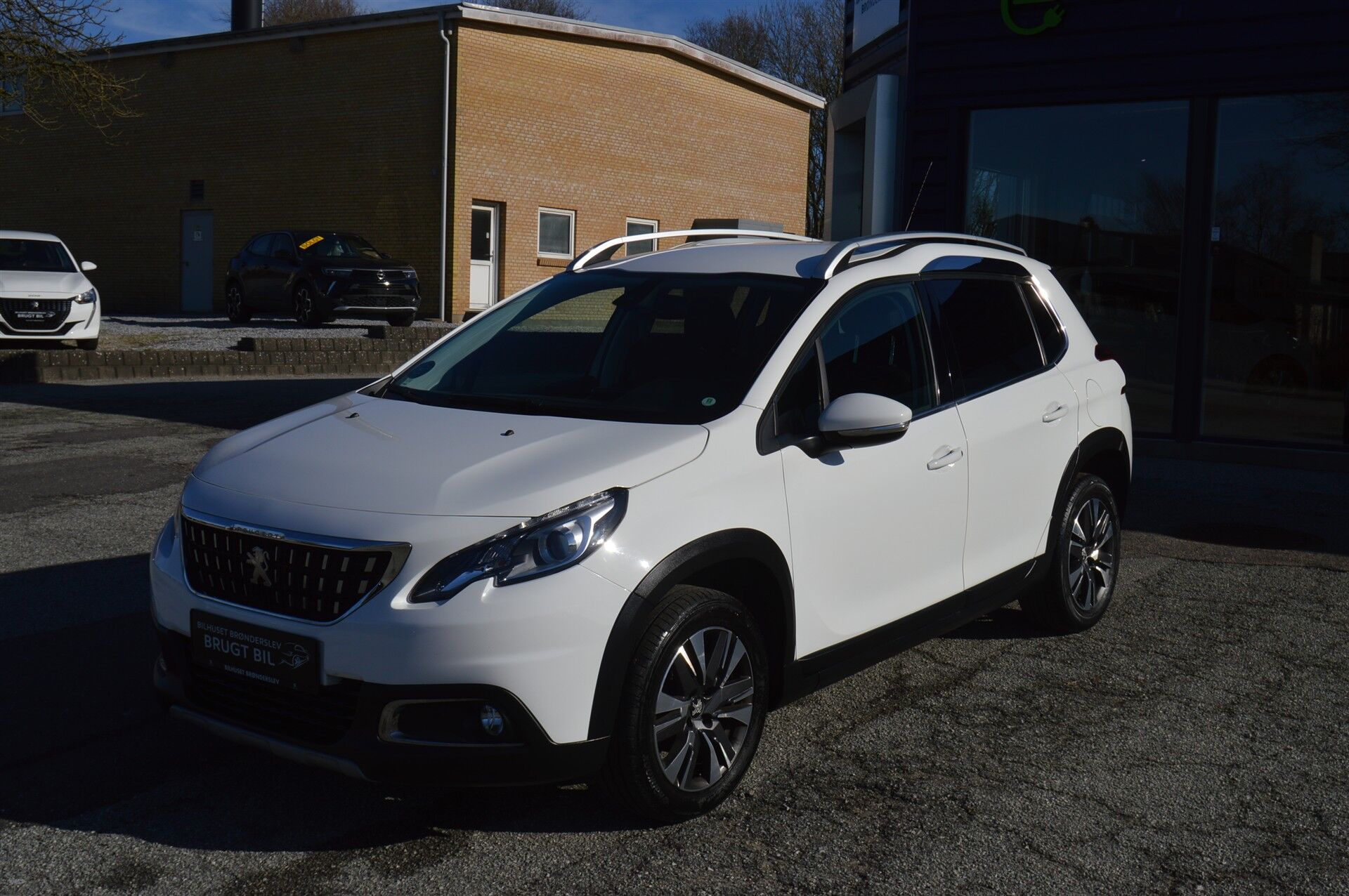 Billede af Peugeot 2008 1,6 BlueHDi Allure 100HK