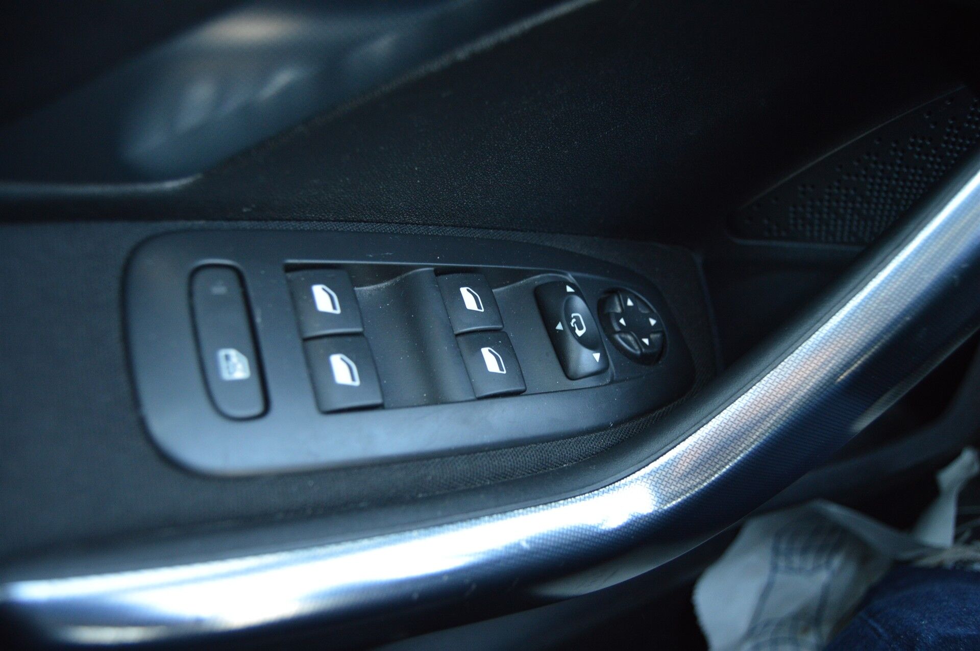 Billede af Peugeot 2008 1,6 BlueHDi Allure 100HK