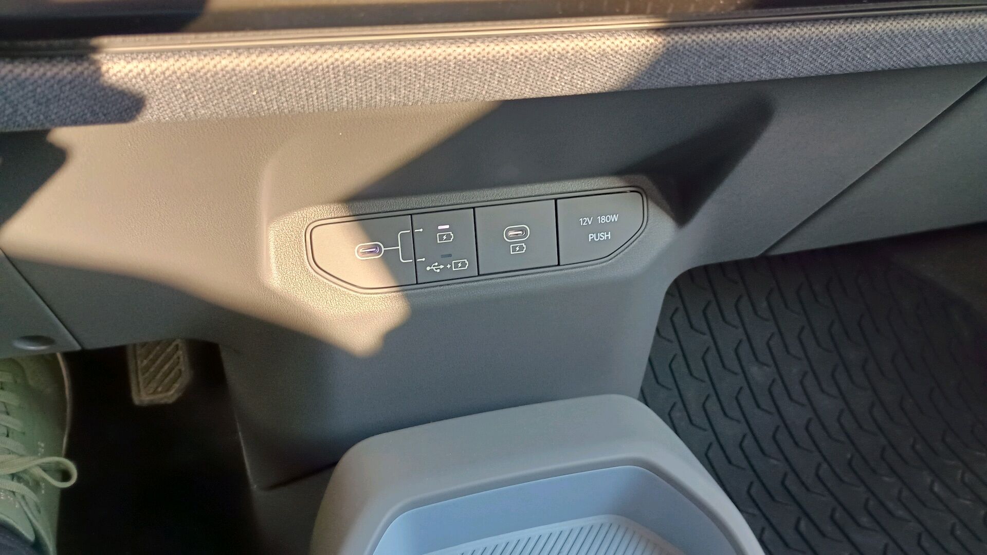 Billede af Kia EV3 EL Long Range Upgrade 204HK 5d Aut.