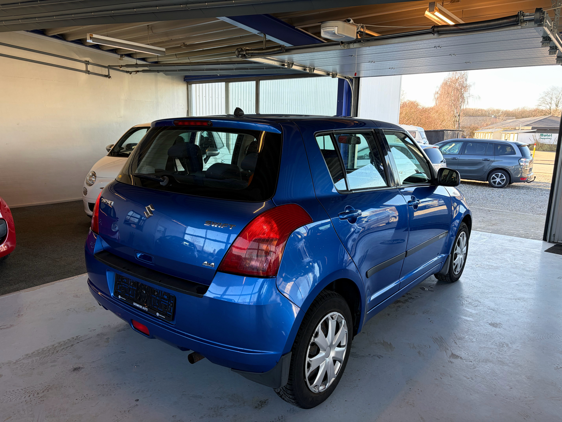 Billede af Suzuki Swift 1,3 GL 4x4 92HK 5d