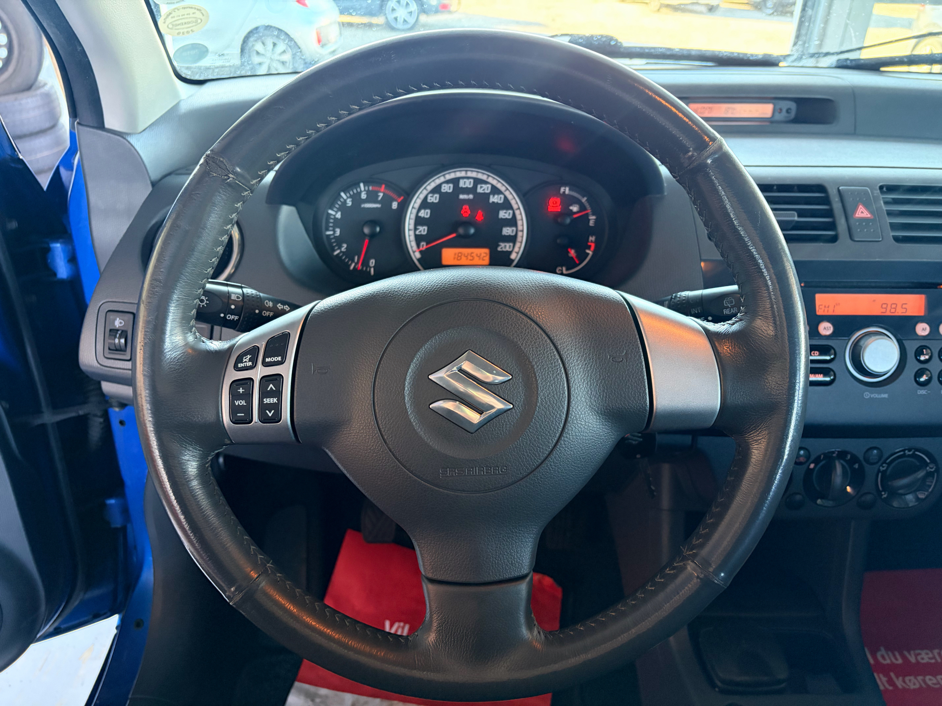 Billede af Suzuki Swift 1,3 GL 4x4 92HK 5d