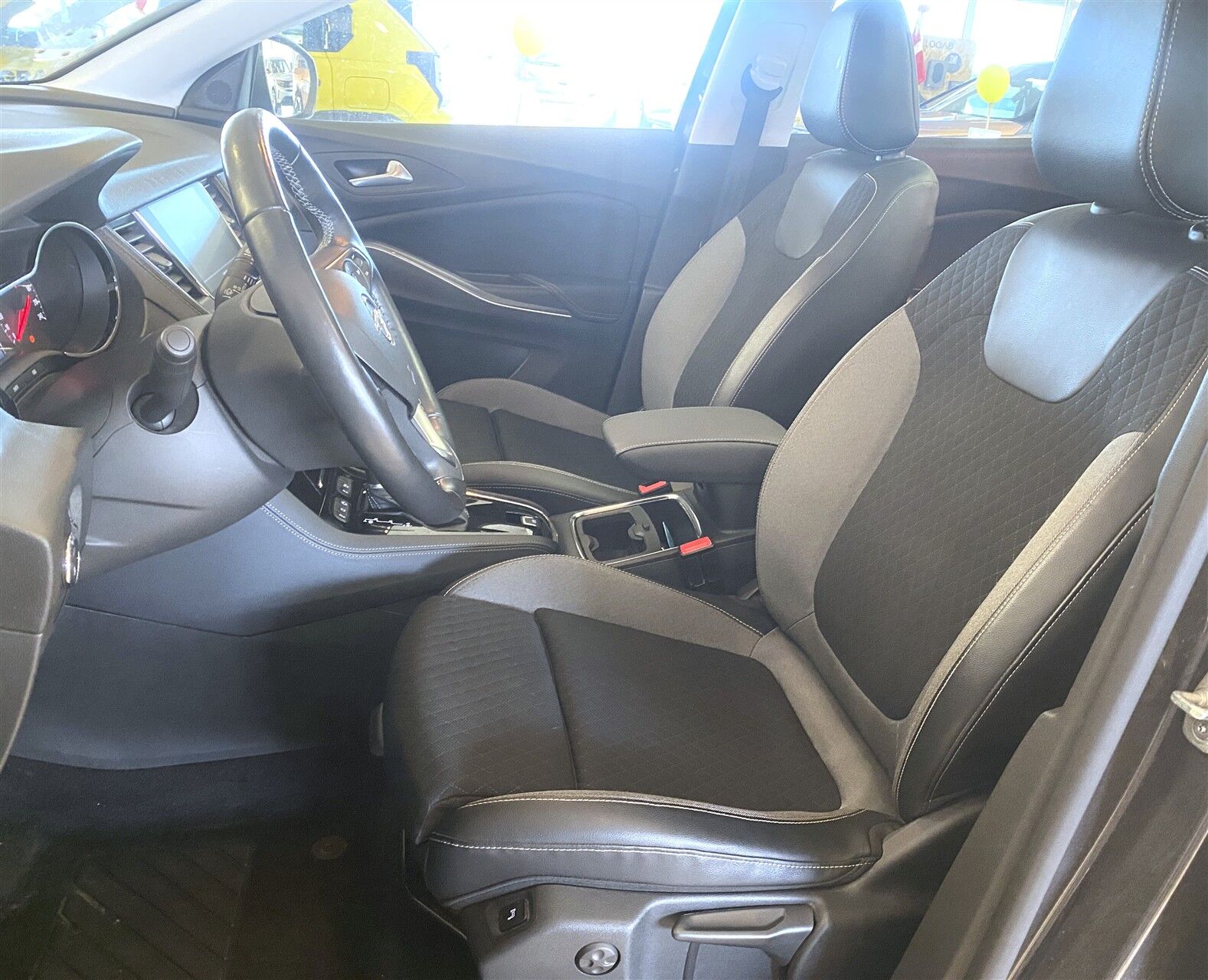 Billede af Opel Grandland X 1,2 T Exclusive Start/Stop 130HK 5d 8g Aut.