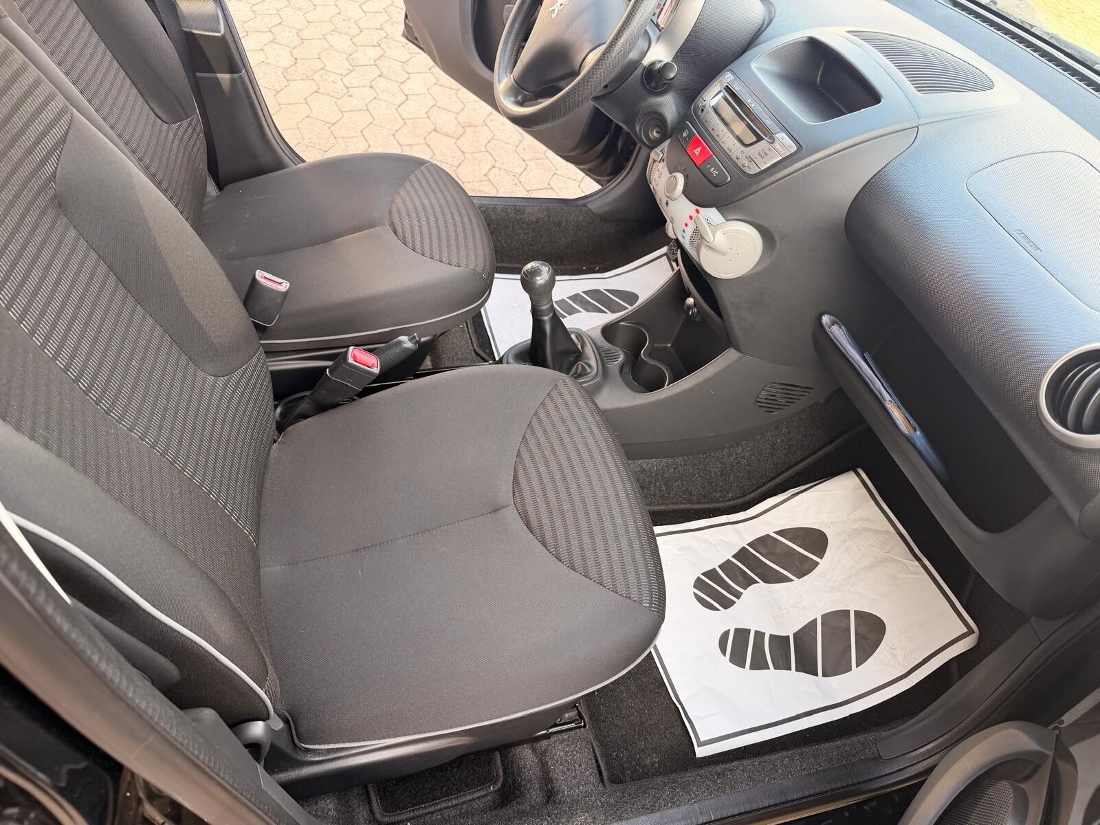 Billede af Peugeot 107 1,0 Champion Air 68HK 5d