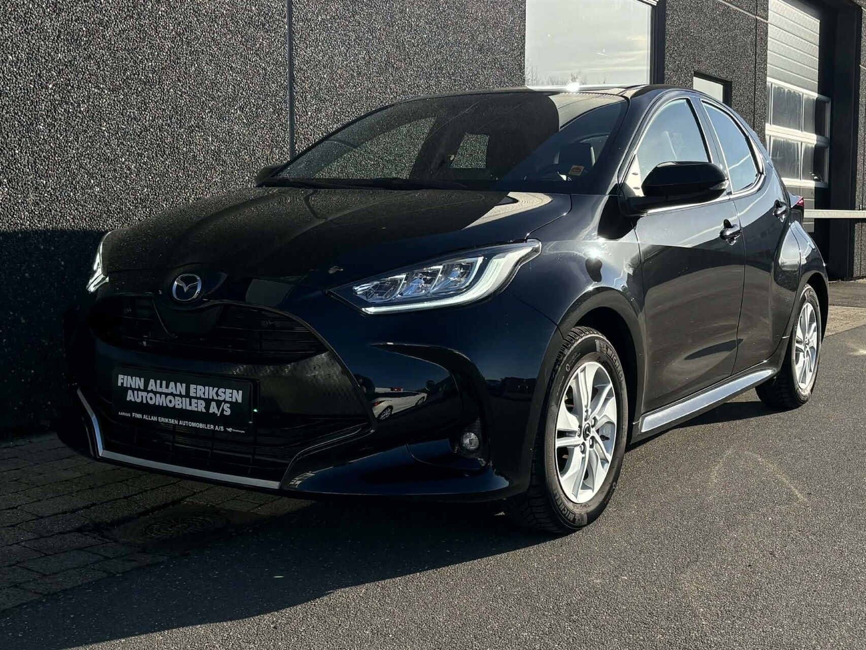 Billede af Mazda 2 1,5 VVT-I  Hybrid Agile Comfort & Safety Pack CVT 116HK 5d Trinl. Gear