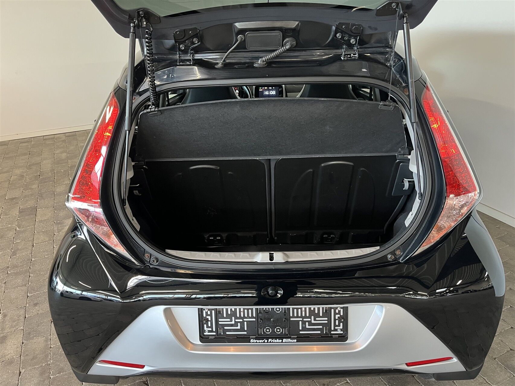 Billede af Toyota Aygo 1,0 VVT-I X-Black II 69HK 5d