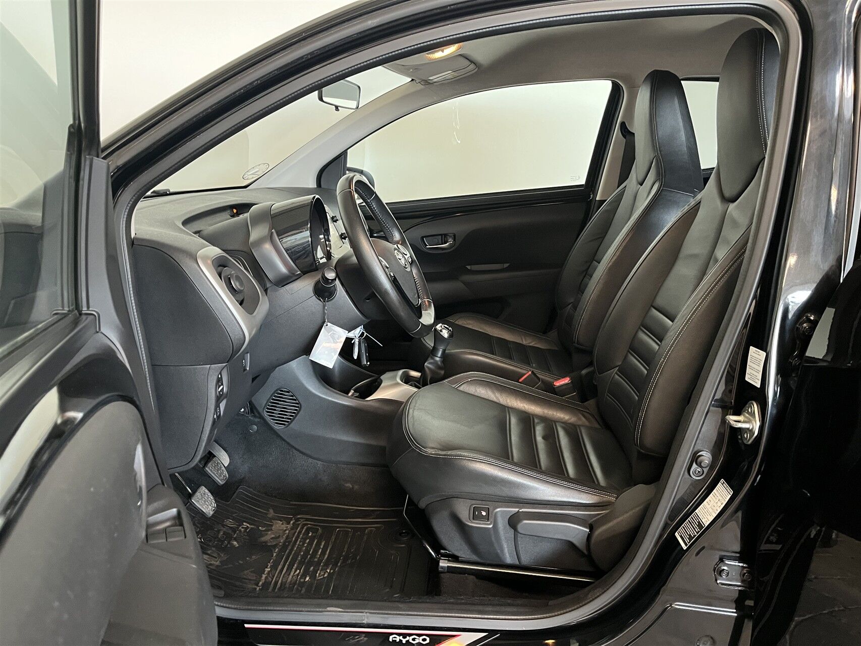 Billede af Toyota Aygo 1,0 VVT-I X-Black II 69HK 5d